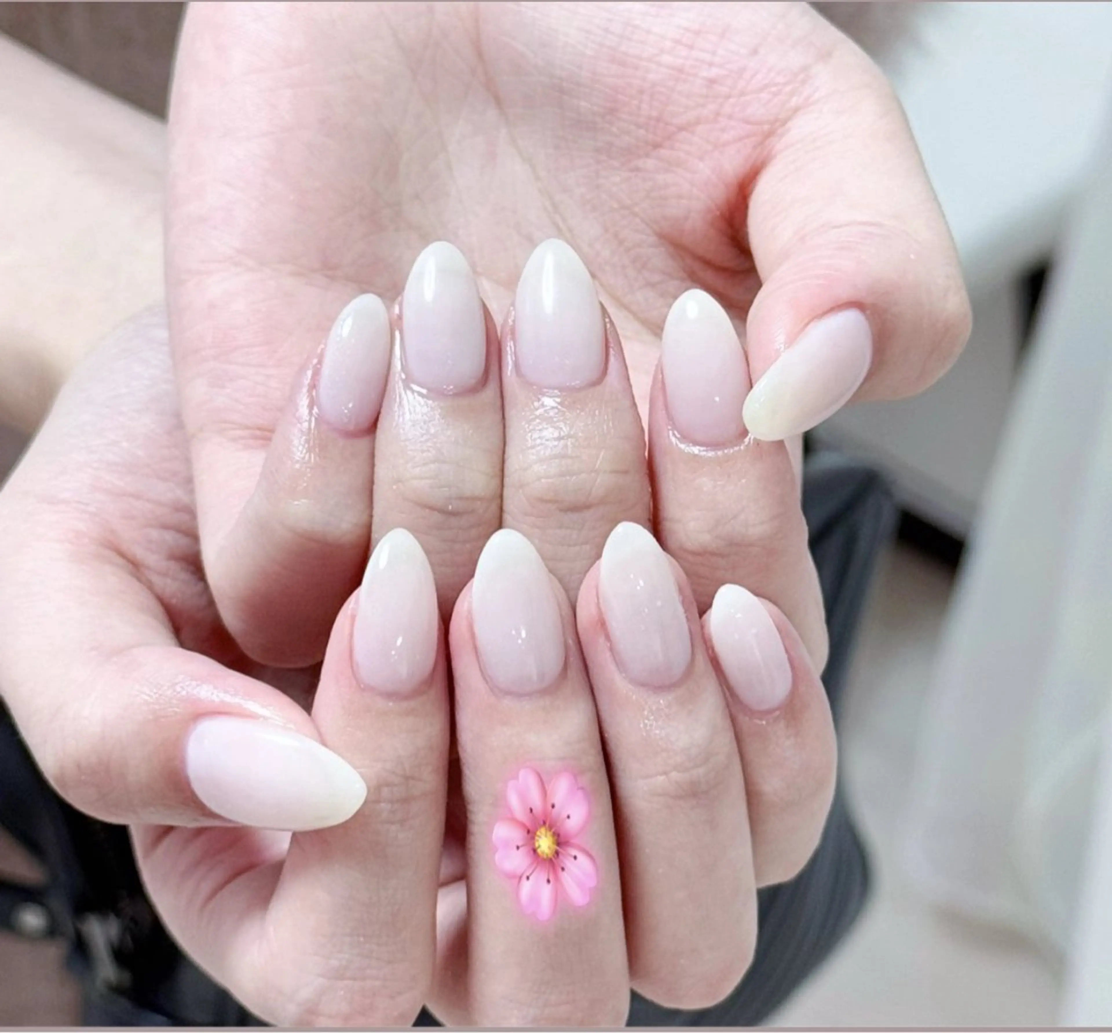 ネイル アートネイル オーロラネイル チークネイル フレンチネイル ガラスフレンチ 🎀🎀YooLi Nail Salonのネイルデザイン