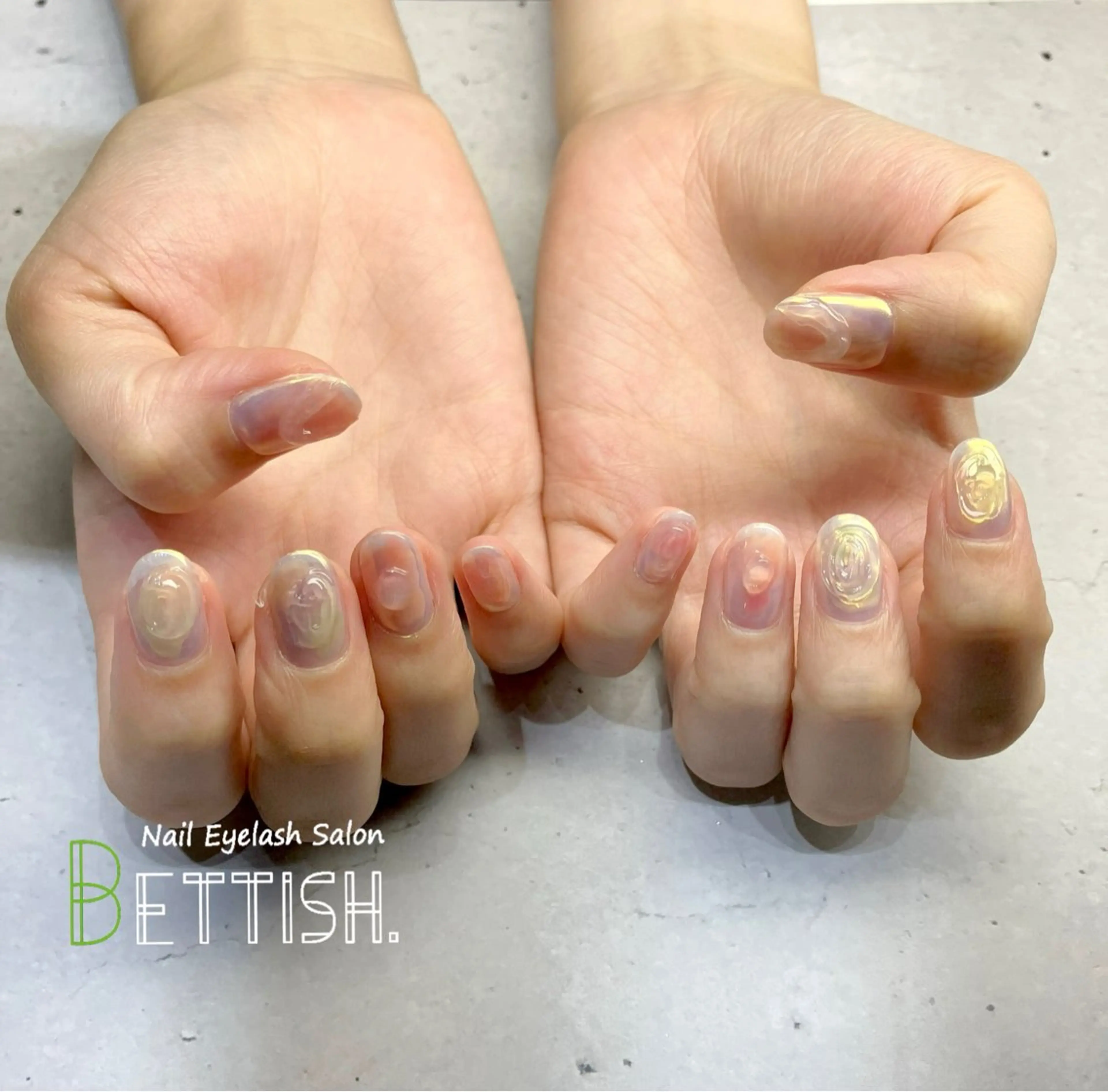 ネイル オーロラネイル キラキラネイル ミラーネイル BETTISH. KUMIKO☺︎︎のネイルデザイン