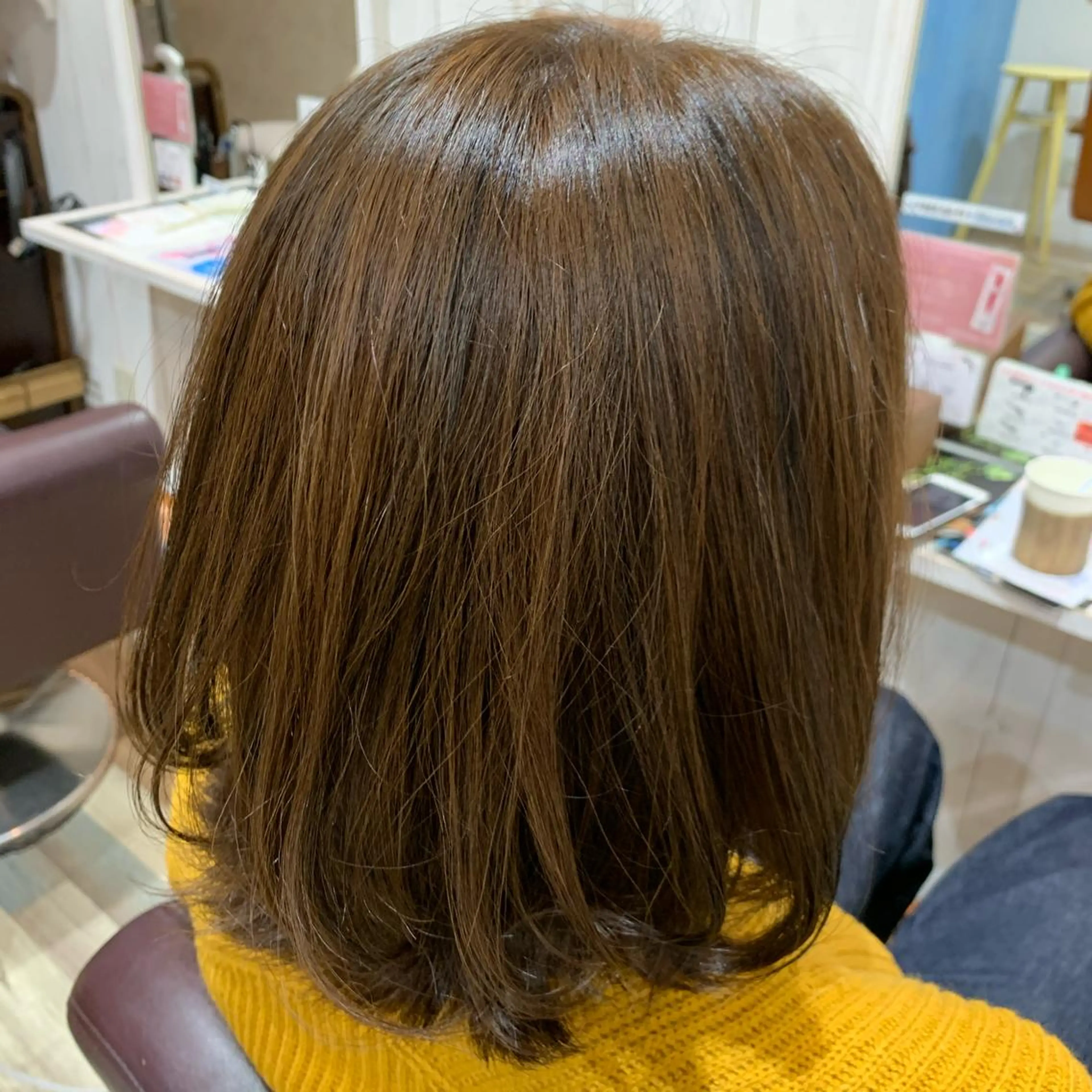 ミディアム カラー 吉田 夢のヘアスタイル