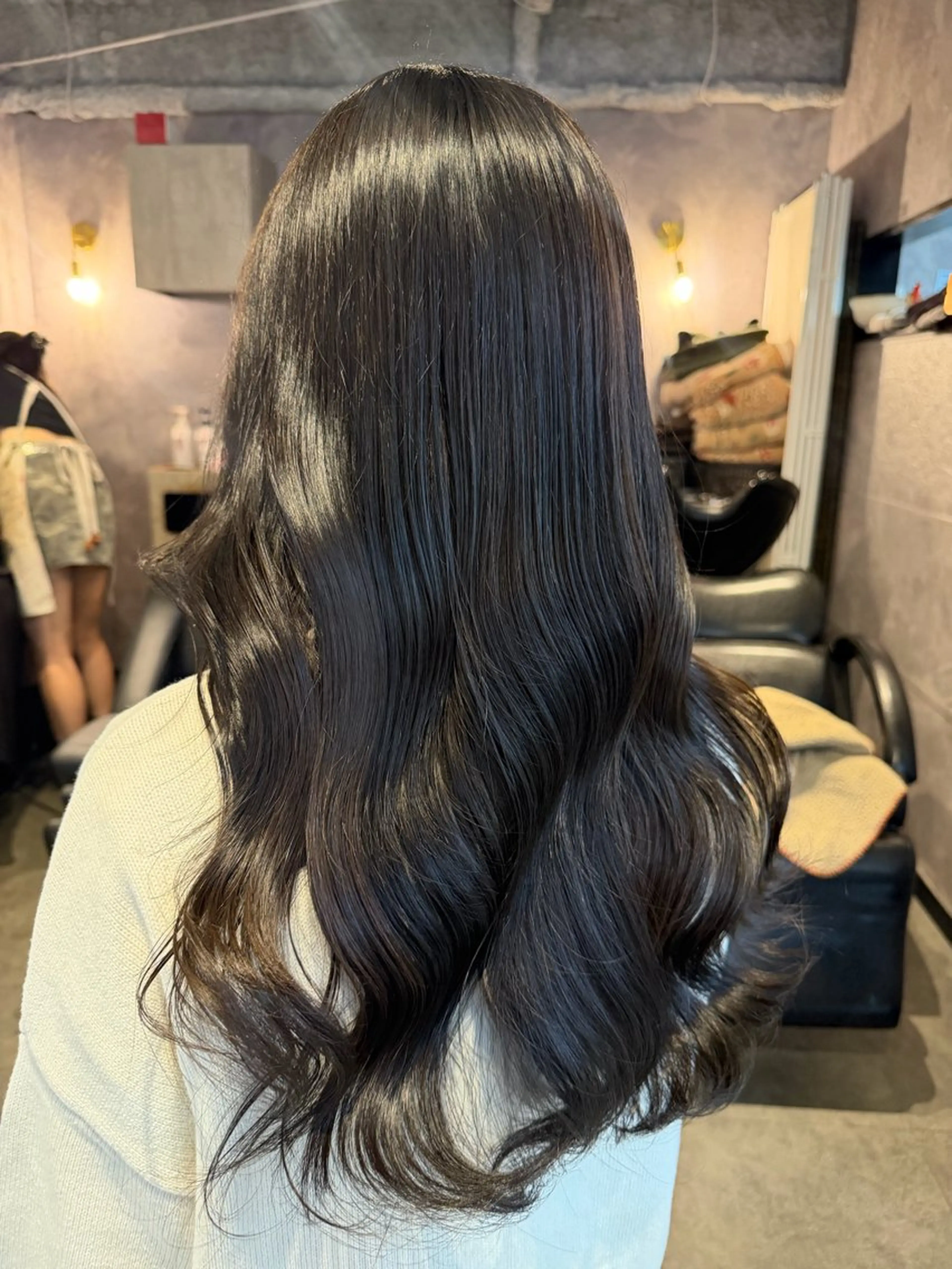 ロング カラー アッシュ アッシュブラック 黒髪 髪質改善 トリートメント カット ヘアカラー トリートメント 🏹あみ🏹暗髪 /オリーブ/髪質改善のヘアスタイル