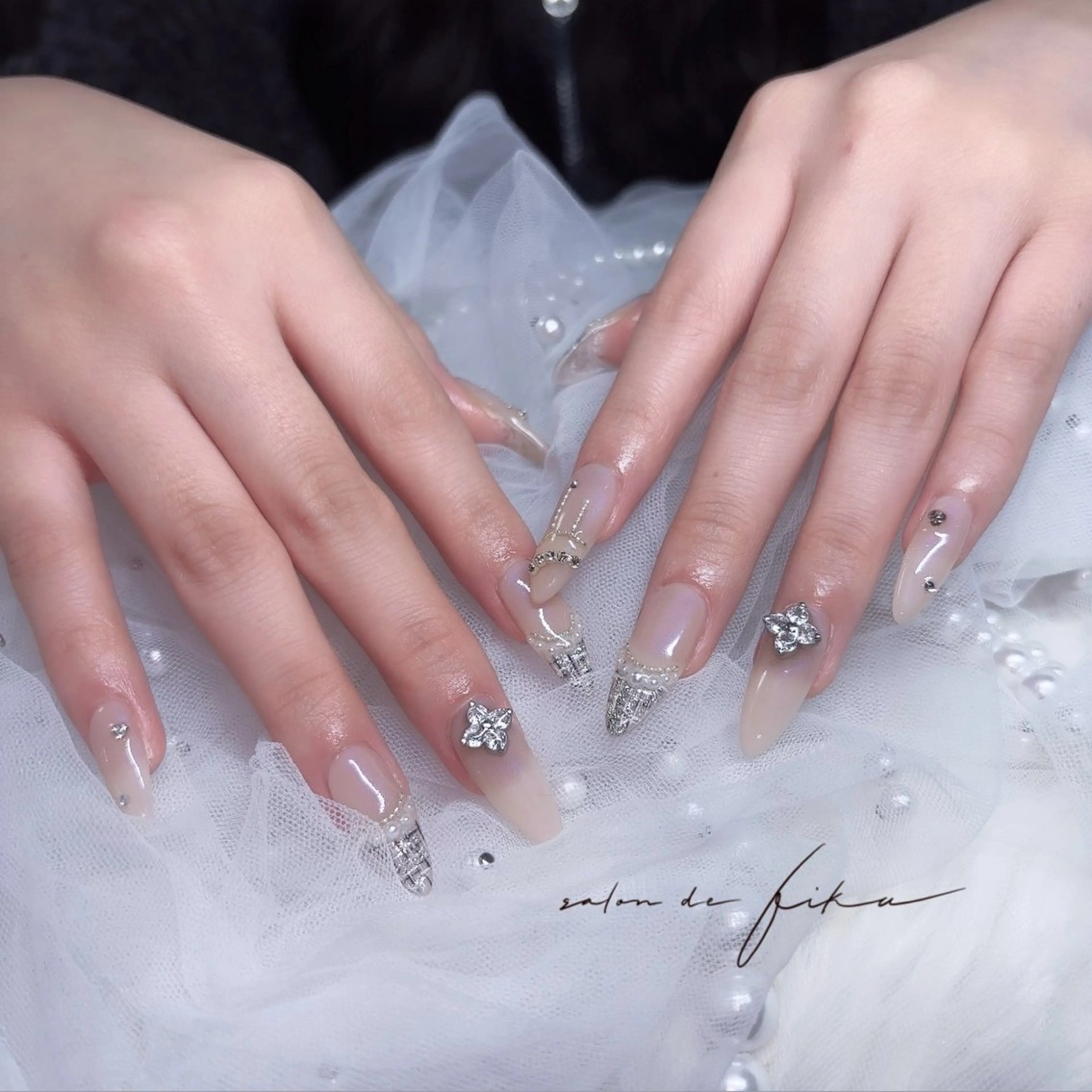 ネイル ツイードネイル ハンドネイル ayano 【パラジェル取扱店】のネイルデザイン