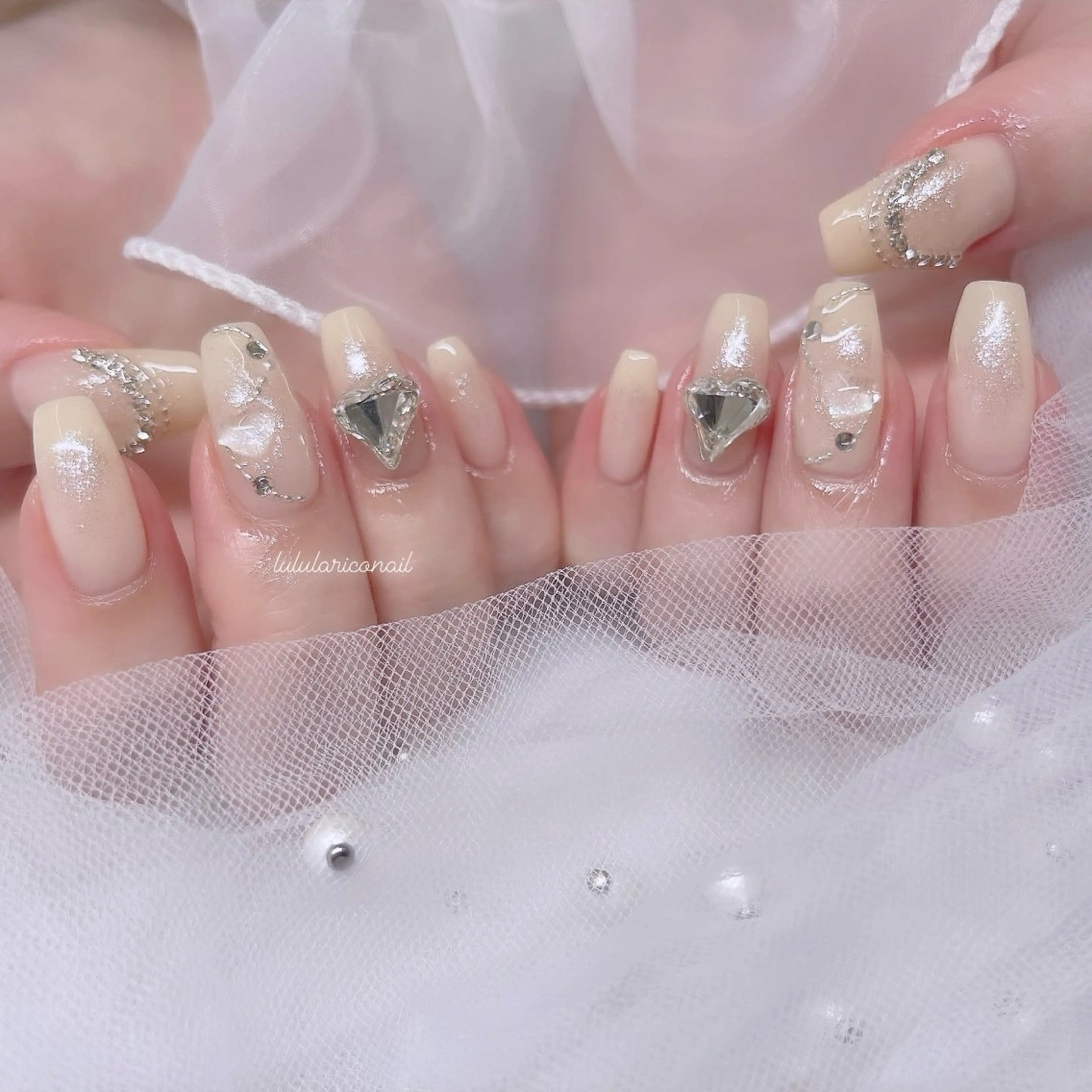 ネイル フレンチネイル ガーリー 韓国ネイル ワンホンネイル lulula ricoのエステ・リラクイメージ