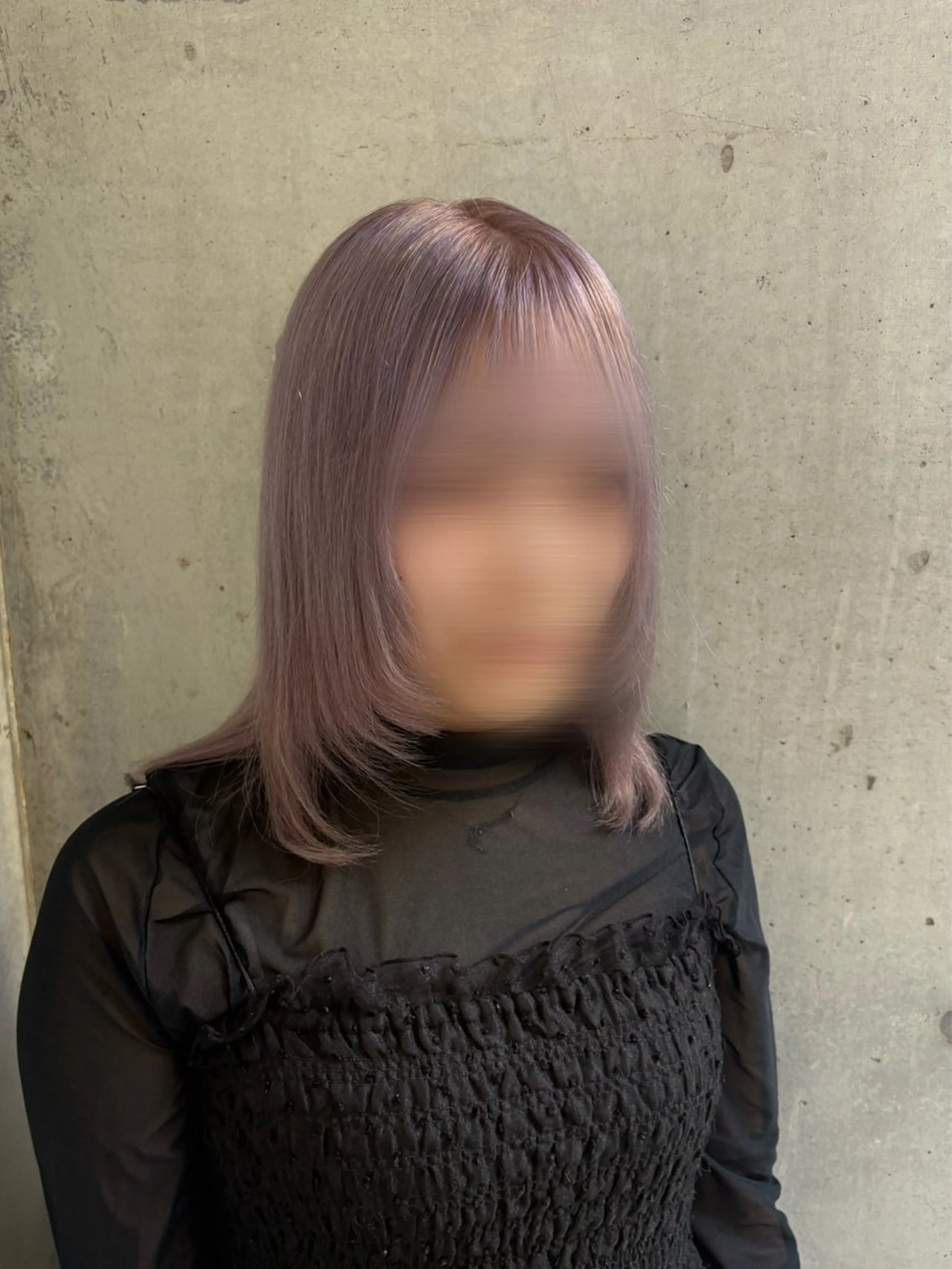 ミディアム ｢韓国風カラー ｣サナのヘアスタイル