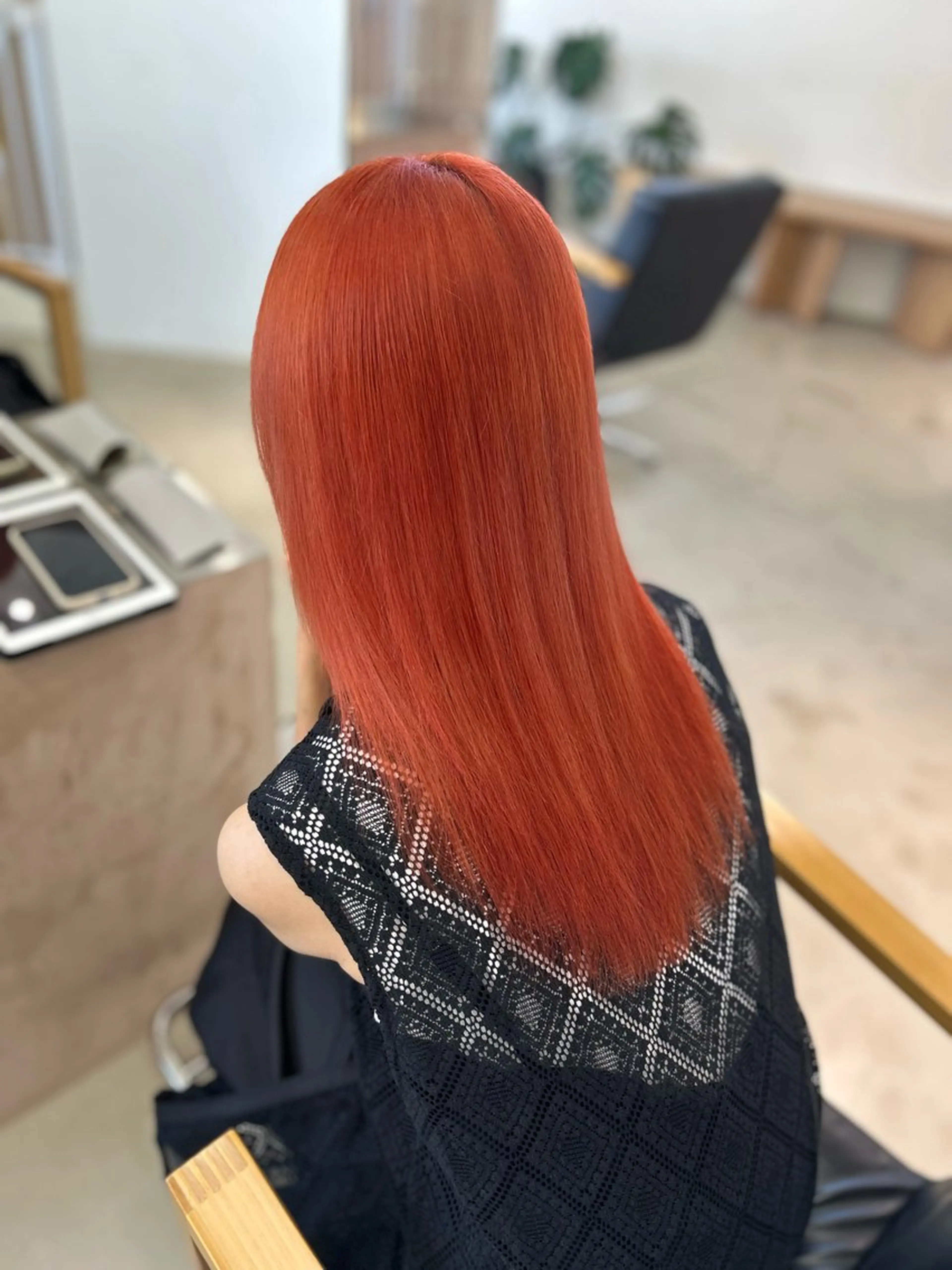 セミロング カラー ブリーチ オレンジ ピンクカラー 髪質改善 トリートメント ヘアカラー noa  🦋 ブリーチ/暖色のヘアスタイル