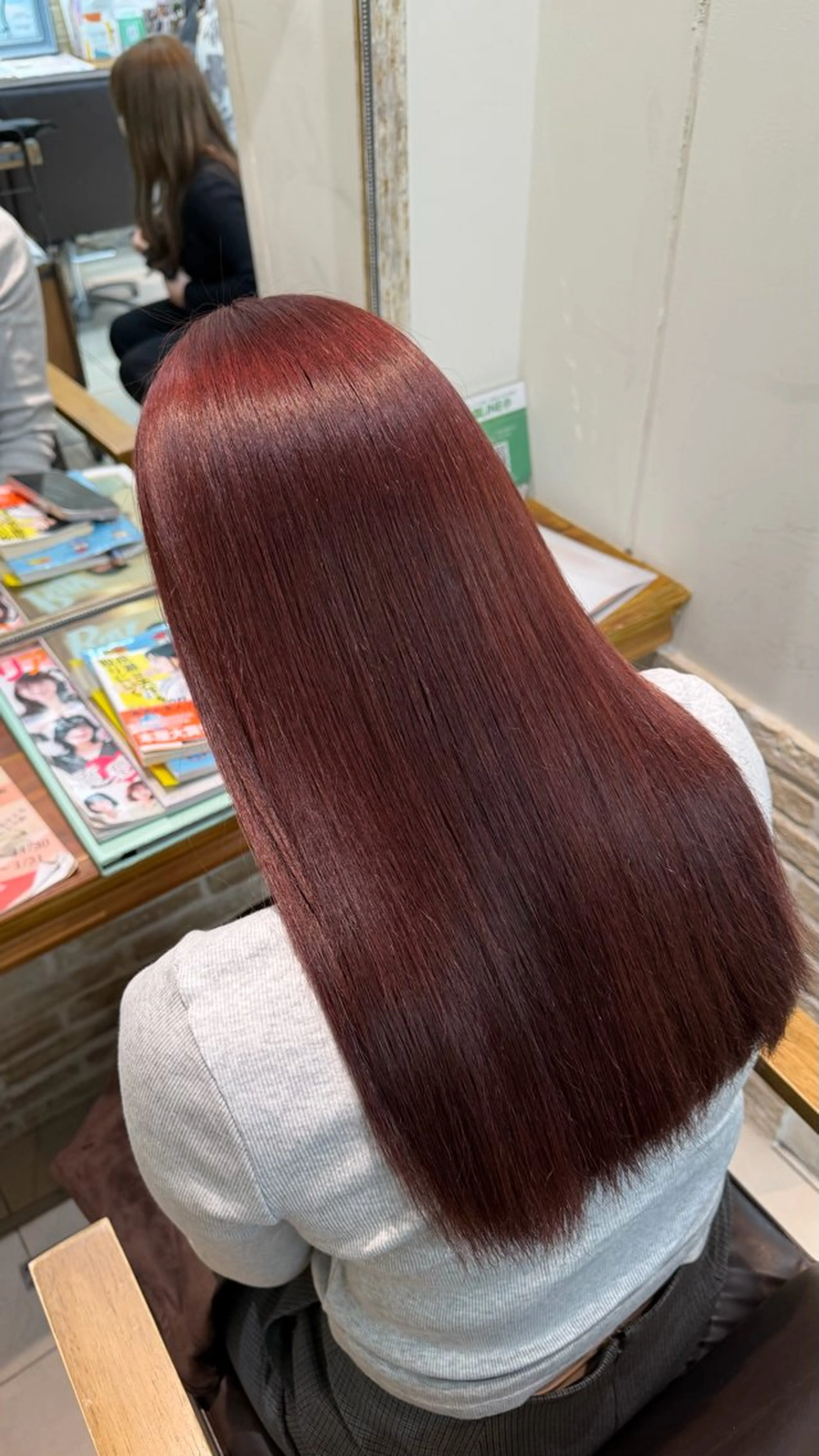 ロング カラー ブリーチ ダブルカラー ラベンダーカラー ブリーチなしカラー ピンクカラー ヘアカラー トリートメント まい🎀ピンク💝 透明感/髪質改善のヘアスタイル