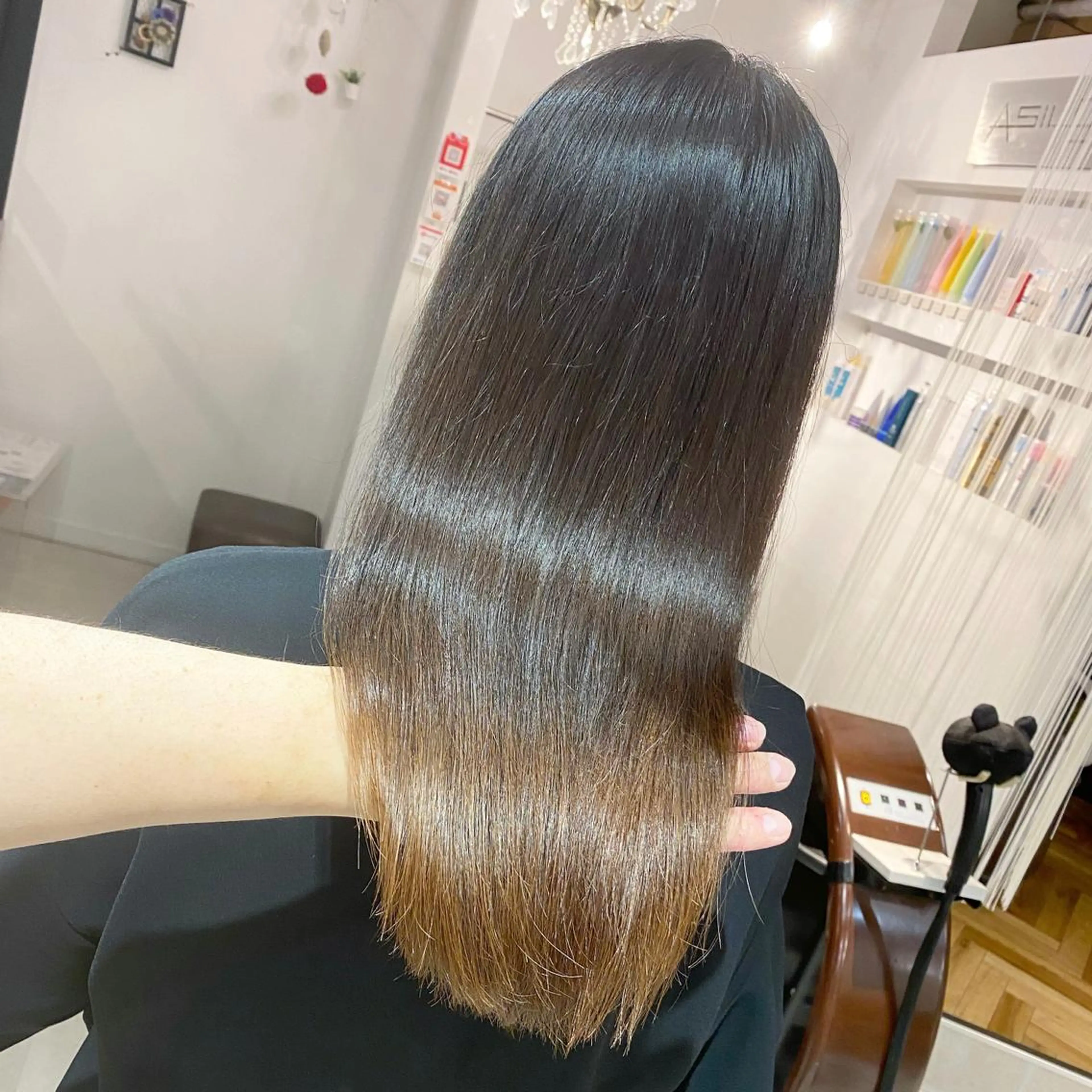 ロング 髪質改善 ロング トリートメント 酸熱トリートメント 髪質改善特化 安東駿介のヘアスタイル