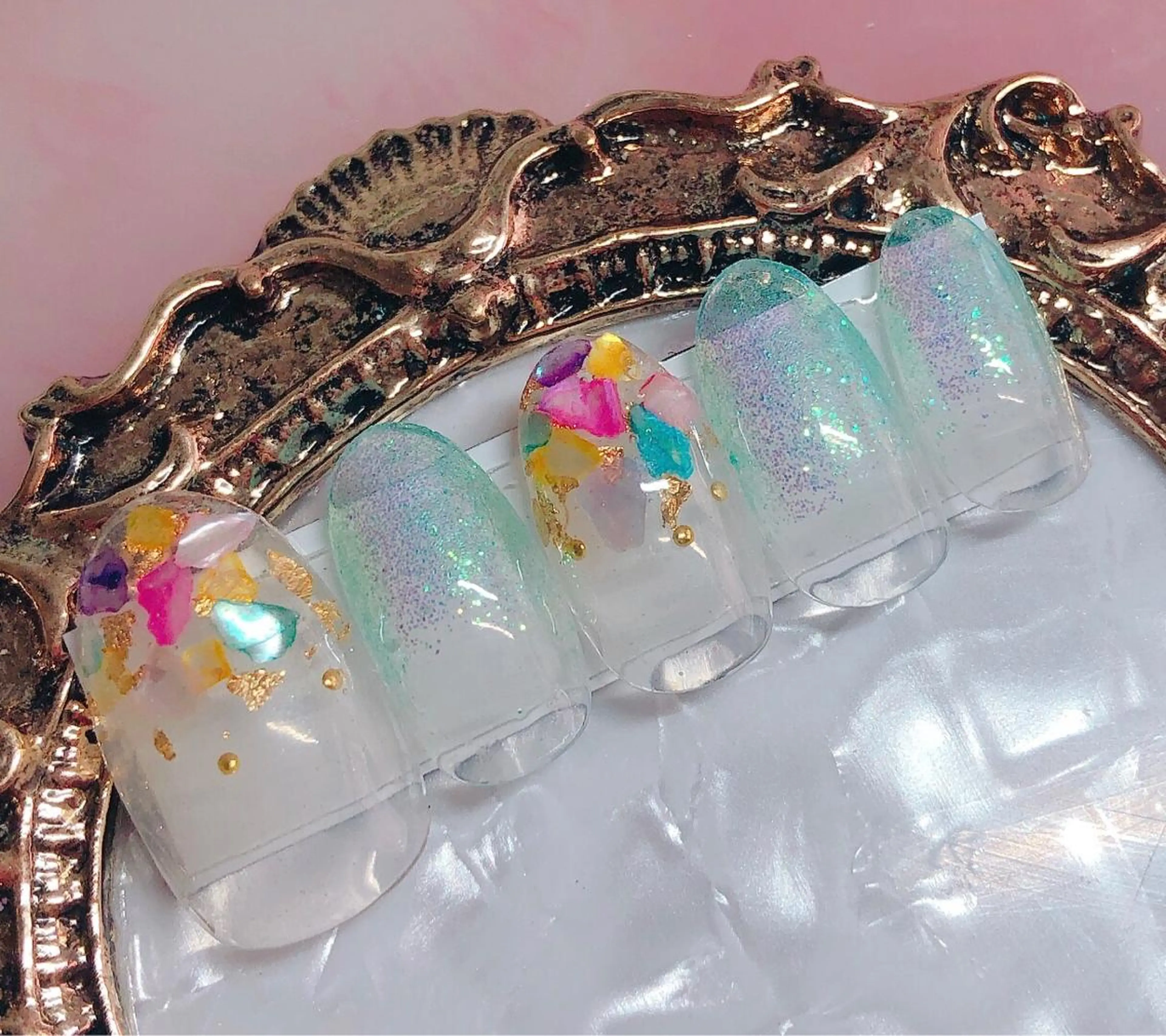 ネイル ハンドネイル CROWN プライベートサロンのネイルデザイン