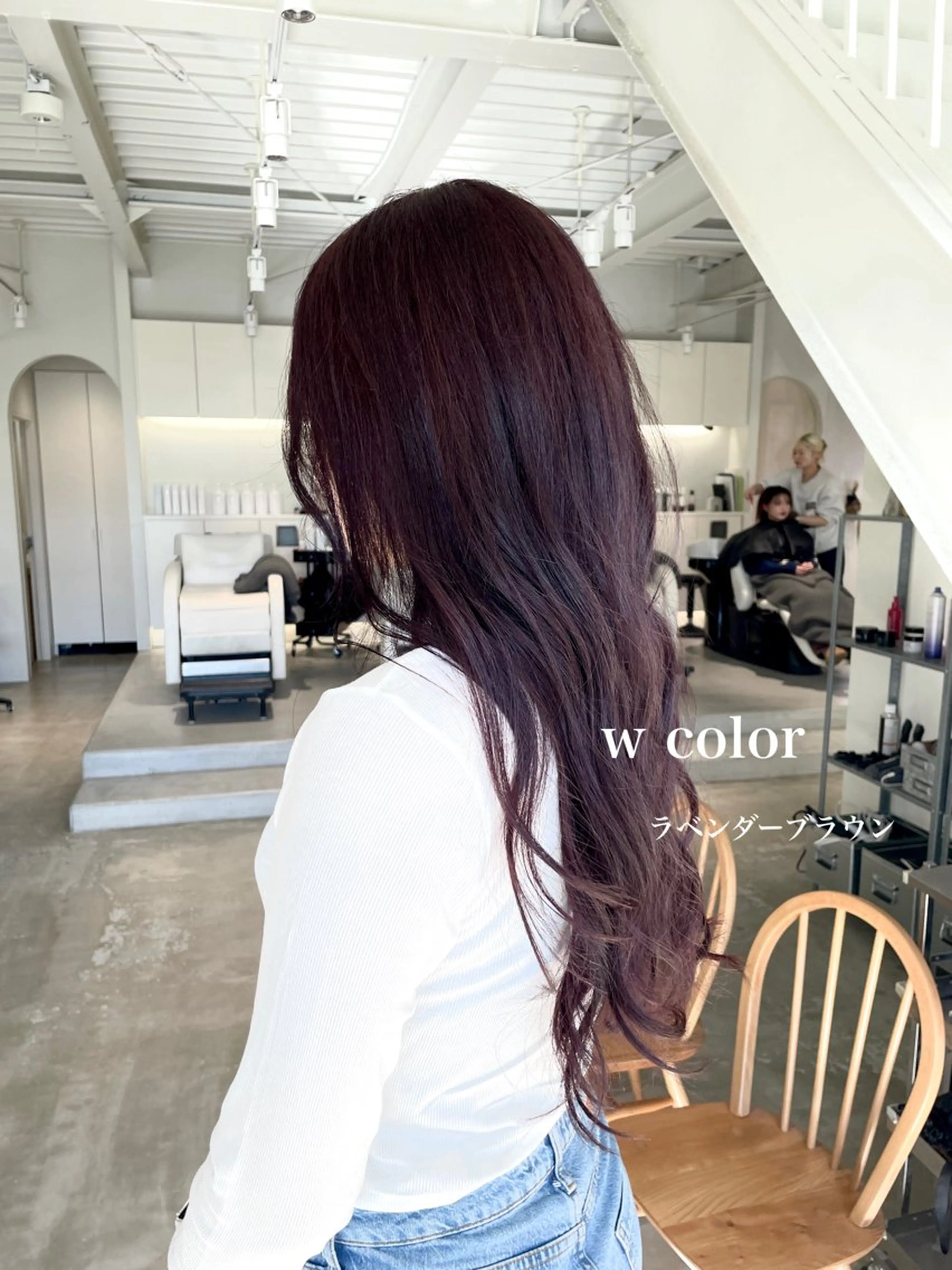 ロング カラー ベージュカラー ダブルカラー ラベンダーカラー ラベンダーベージュ 峯崎 葵のヘアスタイル