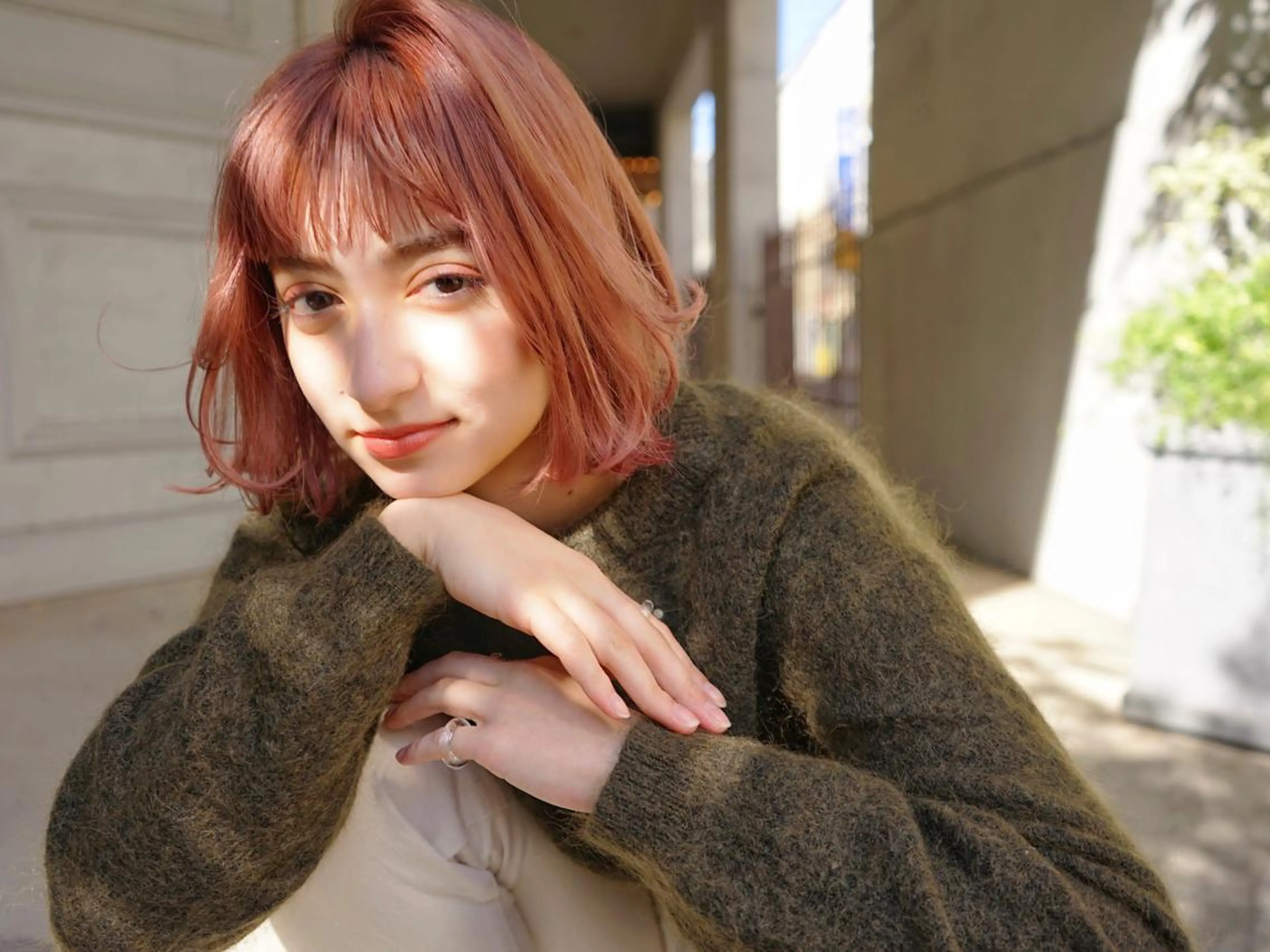 セミロング カラー パーマ ヘアアレンジ アディクシーカラー アッシュ バレイヤージュ ベージュカラー ブリーチ newi grande 横浜店のヘアスタイル