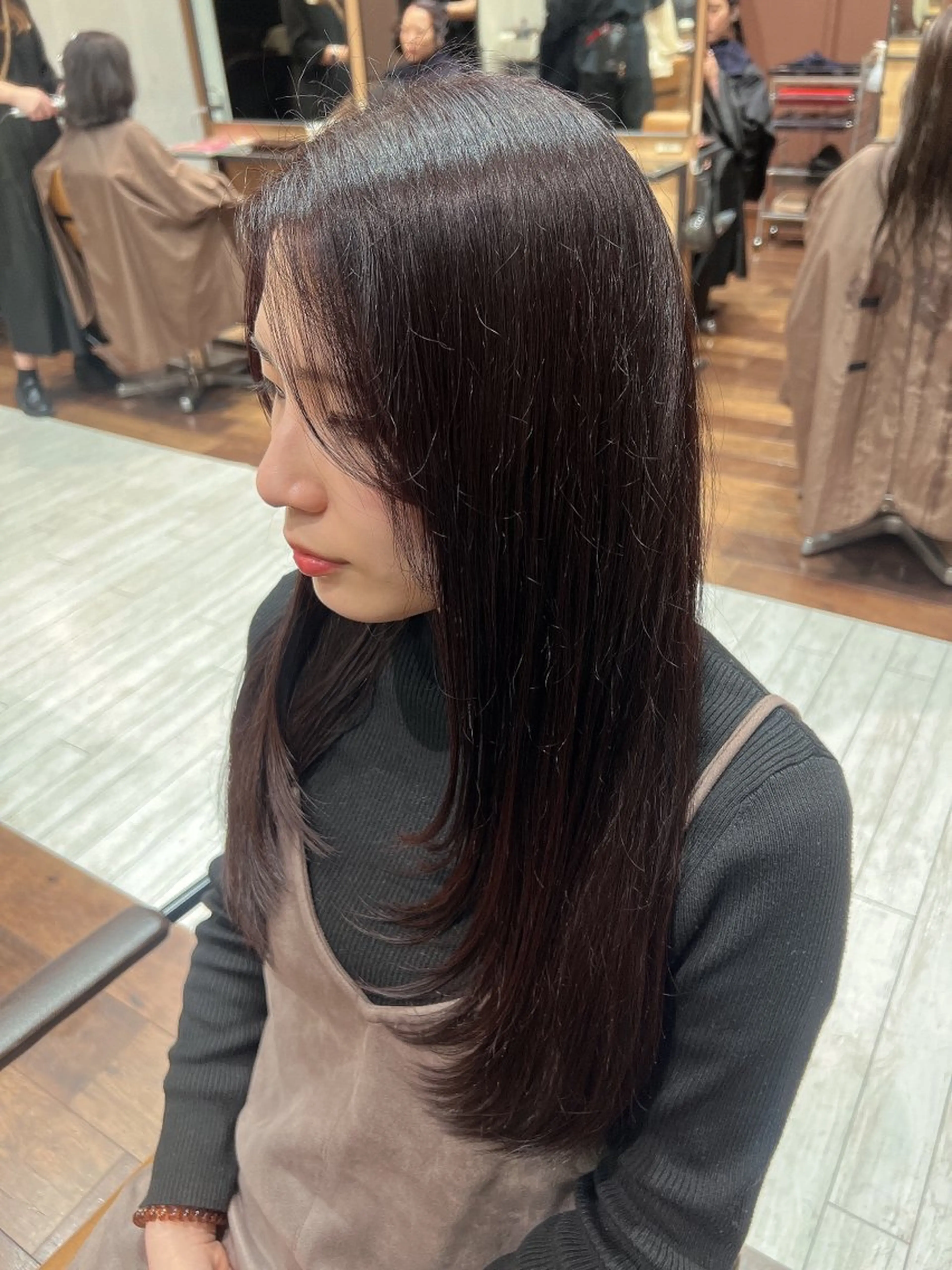 ロング カラー 顔まわりレイヤー 顔周りカット レイヤーカット 🌻井上 マリー🌻のヘアスタイル