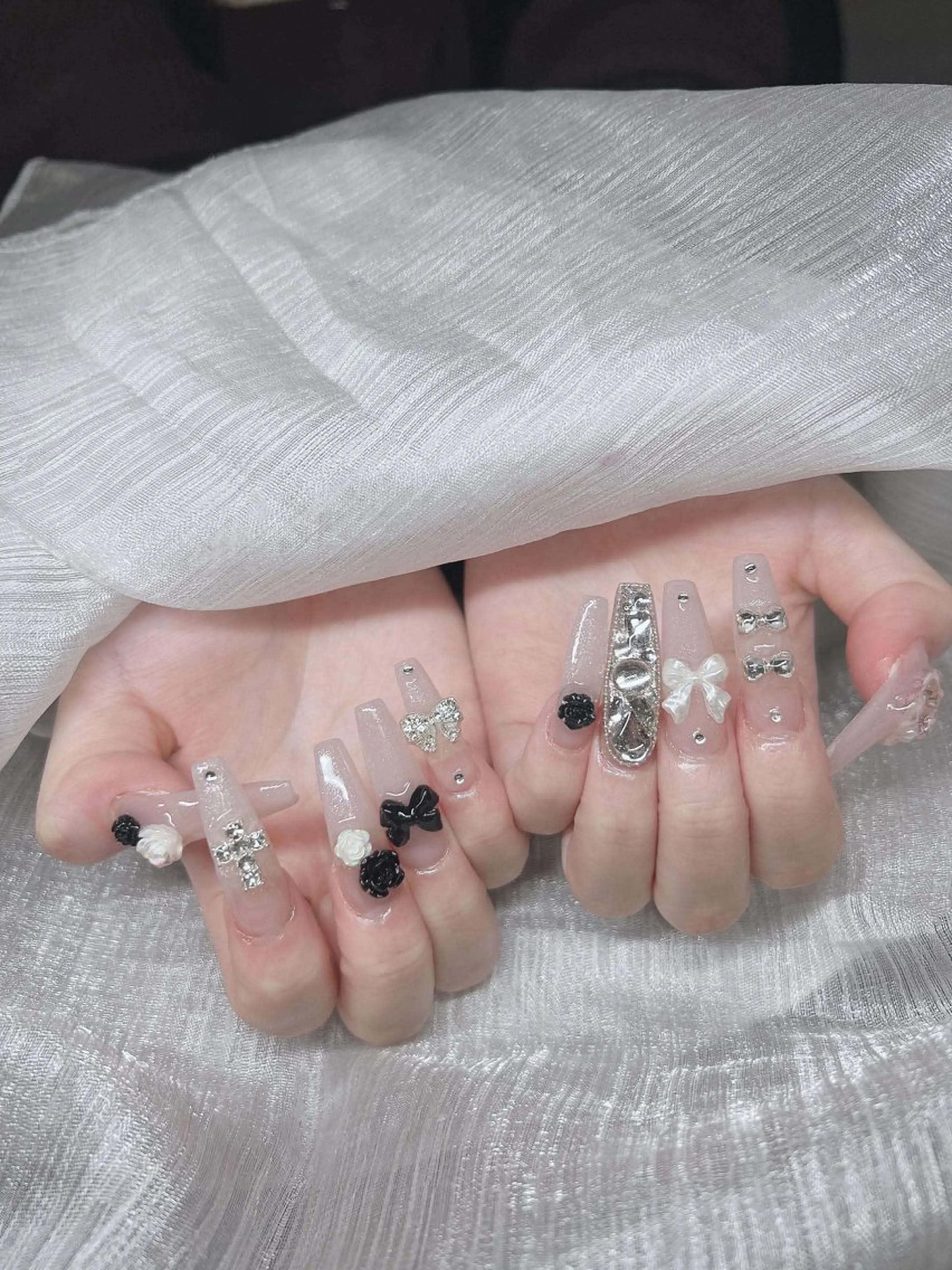 ネイル 長さ出し グラデーション キラキラネイル マグネットネイル ニュアンスネイル ハンドネイル Lee Nails チップ長さだし専門店のネイルデザイン