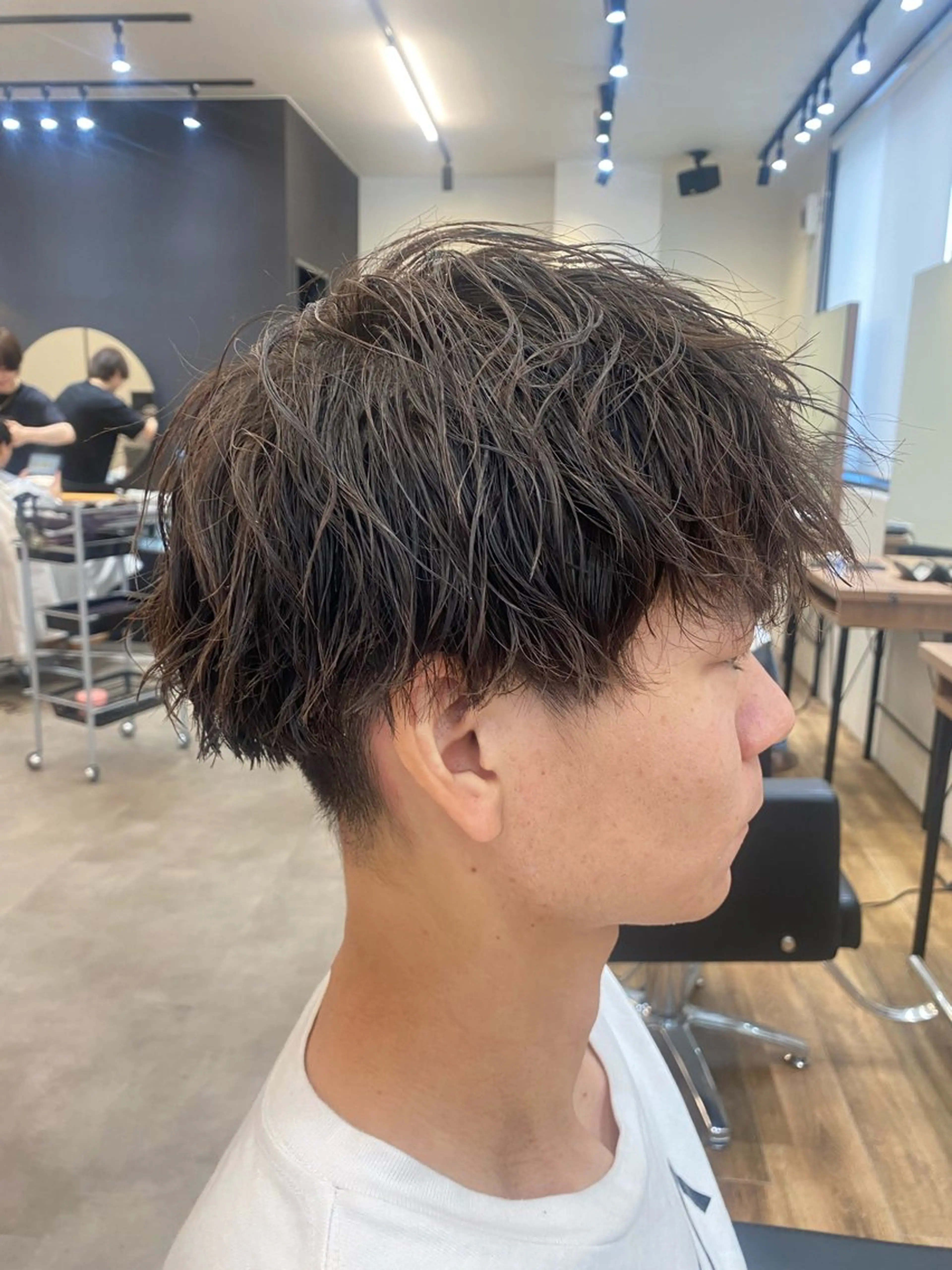 パーマ メンズ マッシュ メンズパーマ ツイストスパイラルパーマ スパイラルパーマ カット パーマ well高崎上大類町 /湯浅泳作のヘアスタイル