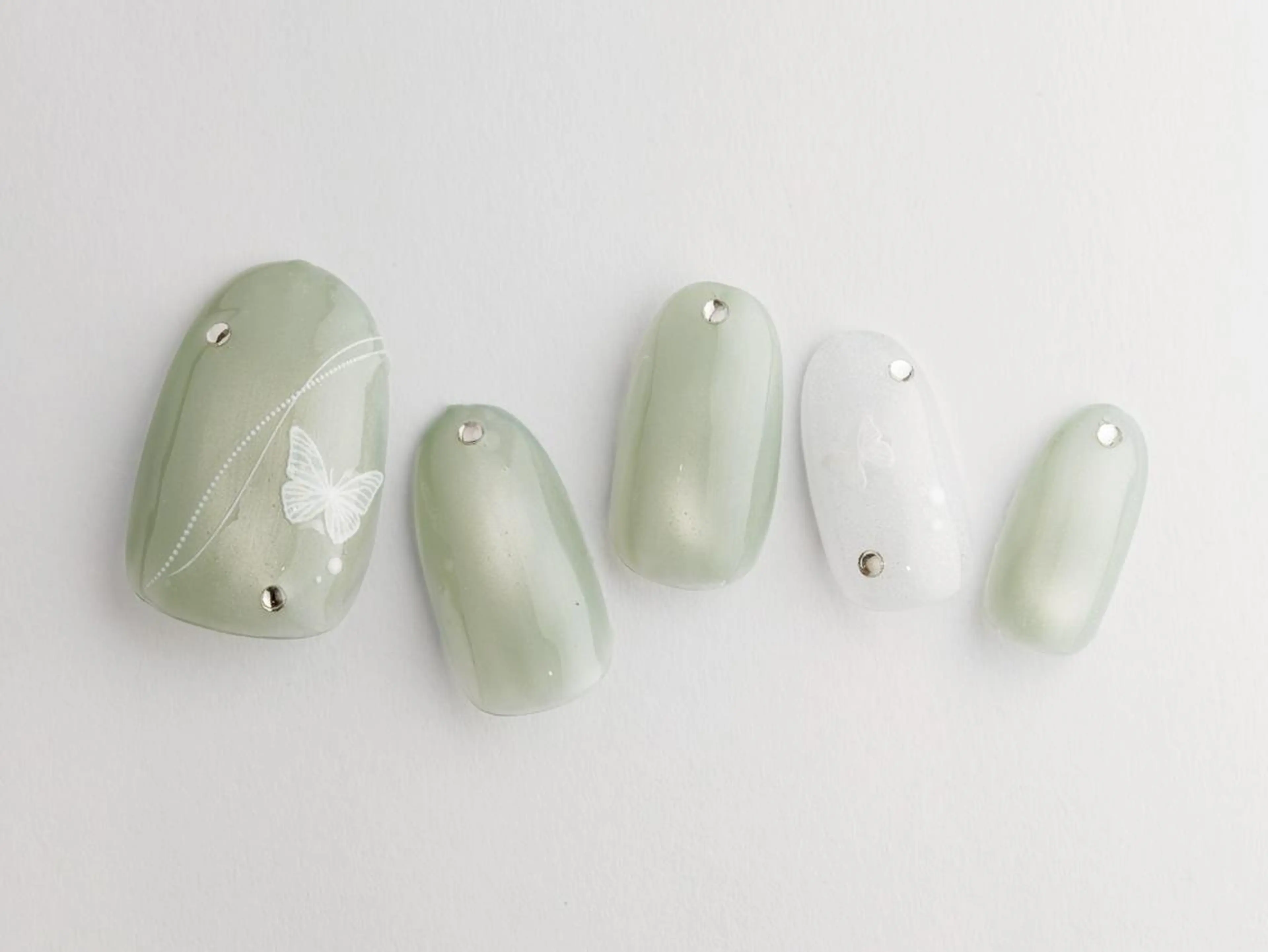 ネイル 💗🪽Tiary Nail🪽💗のネイルデザイン