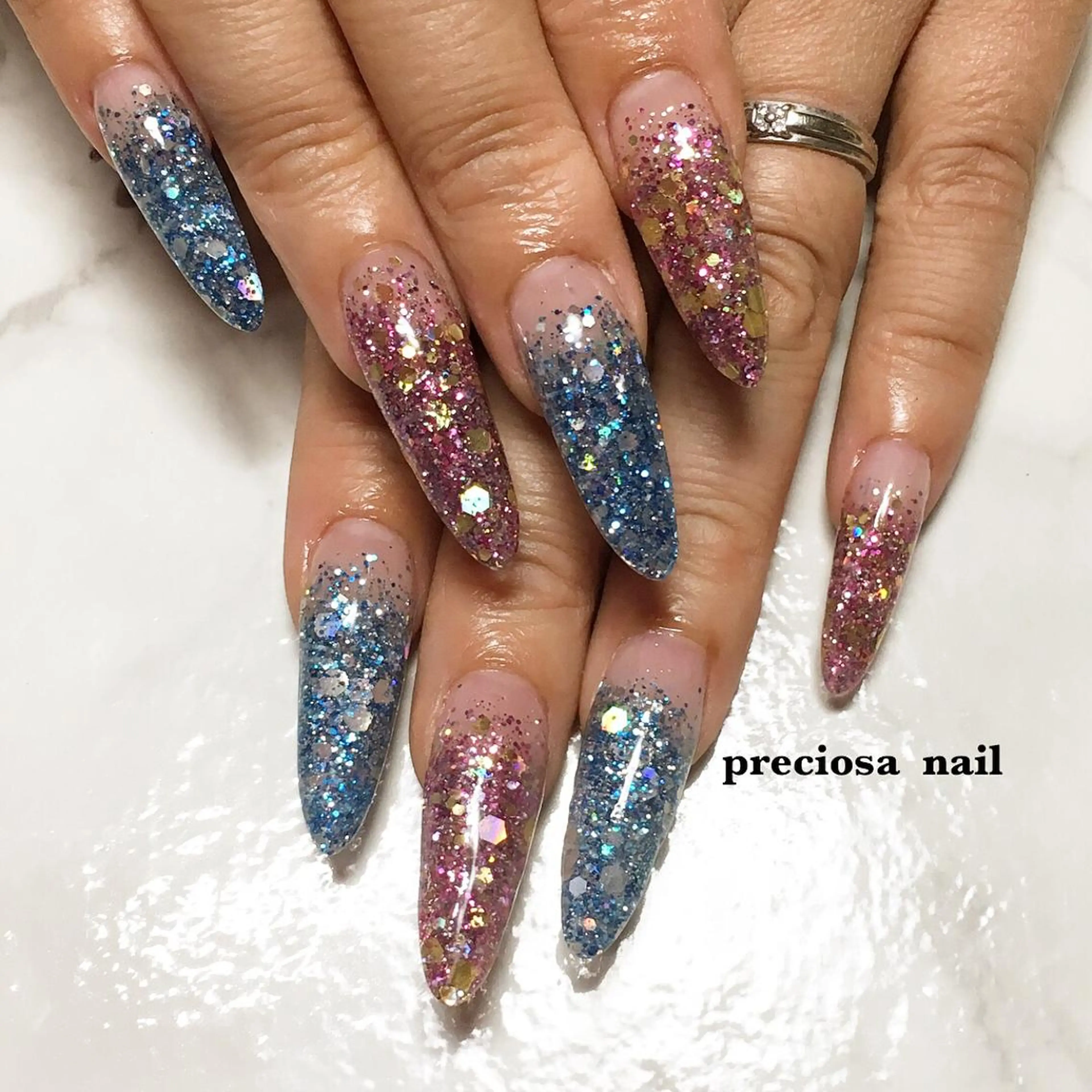 ネイル preciosa.nail所属・久場 晴美のネイルデザイン