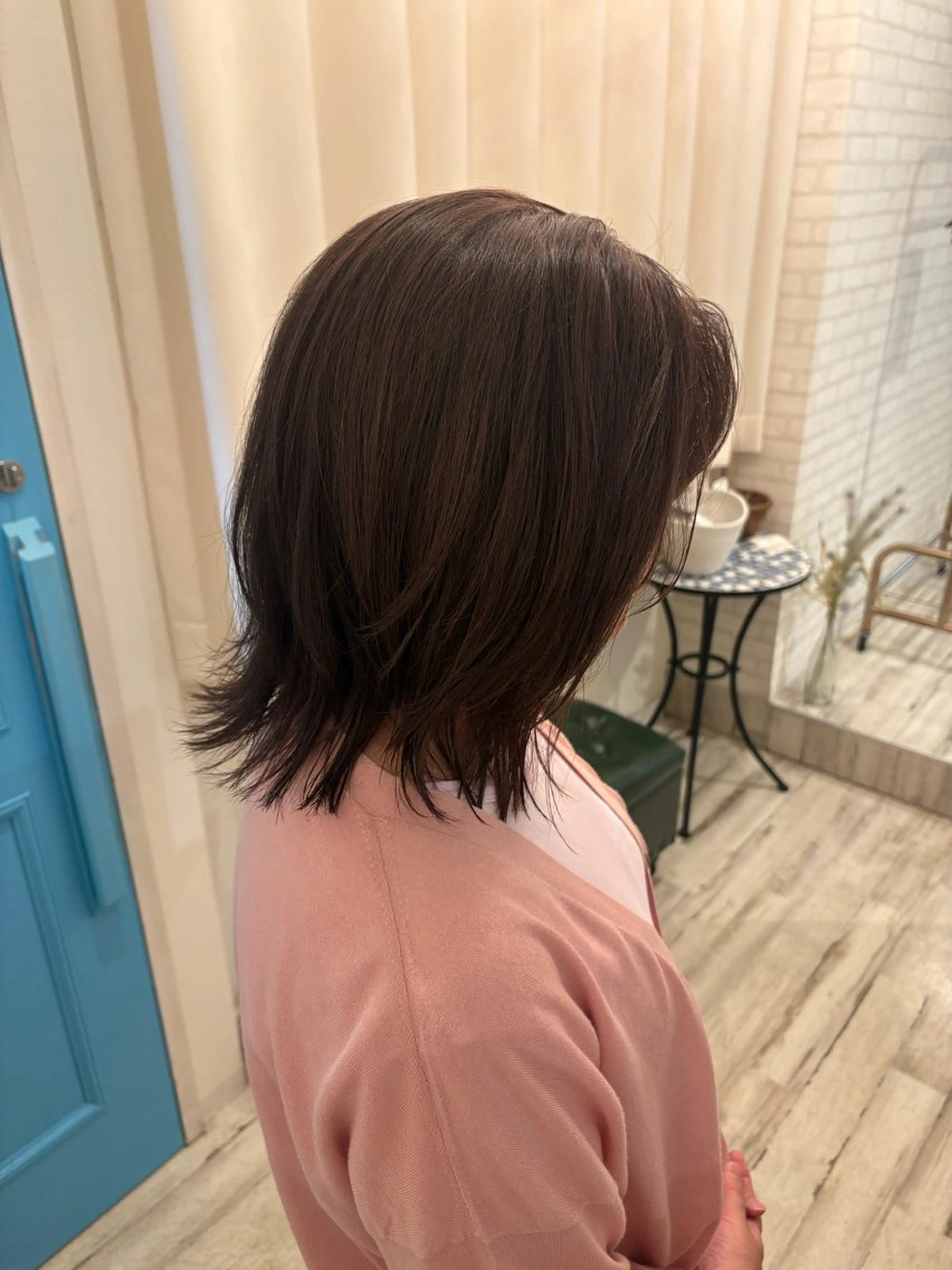 ミディアム カラー カット ヘアカラー トリートメント レイヤー/透明感 HIRARIのヘアスタイル