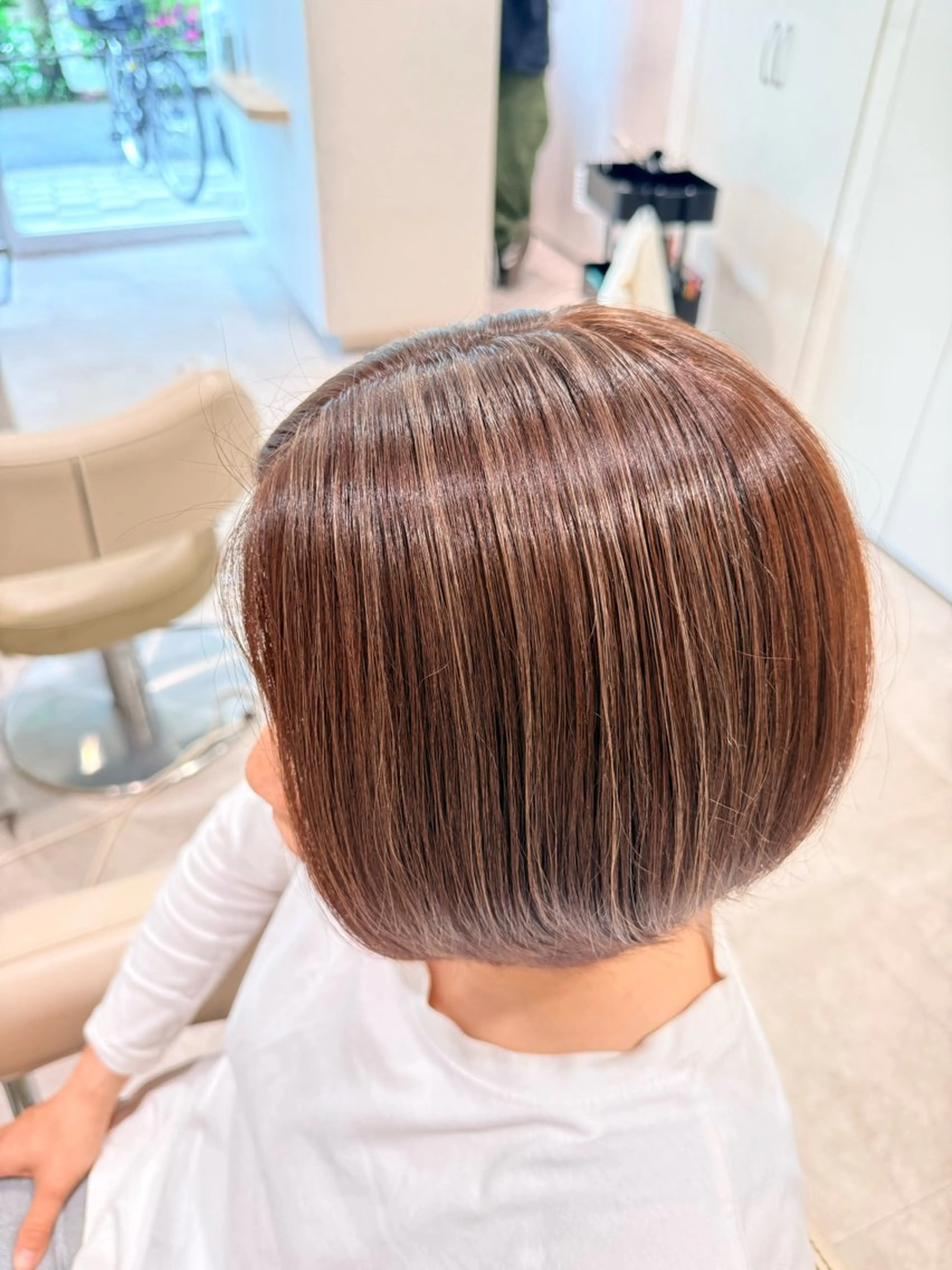 ショート カラー ベージュカラー ハイライトカラー ハイライト カット ヘアカラー 白髪ぼかしデザイン ハイライト/宮本純登のヘアスタイル