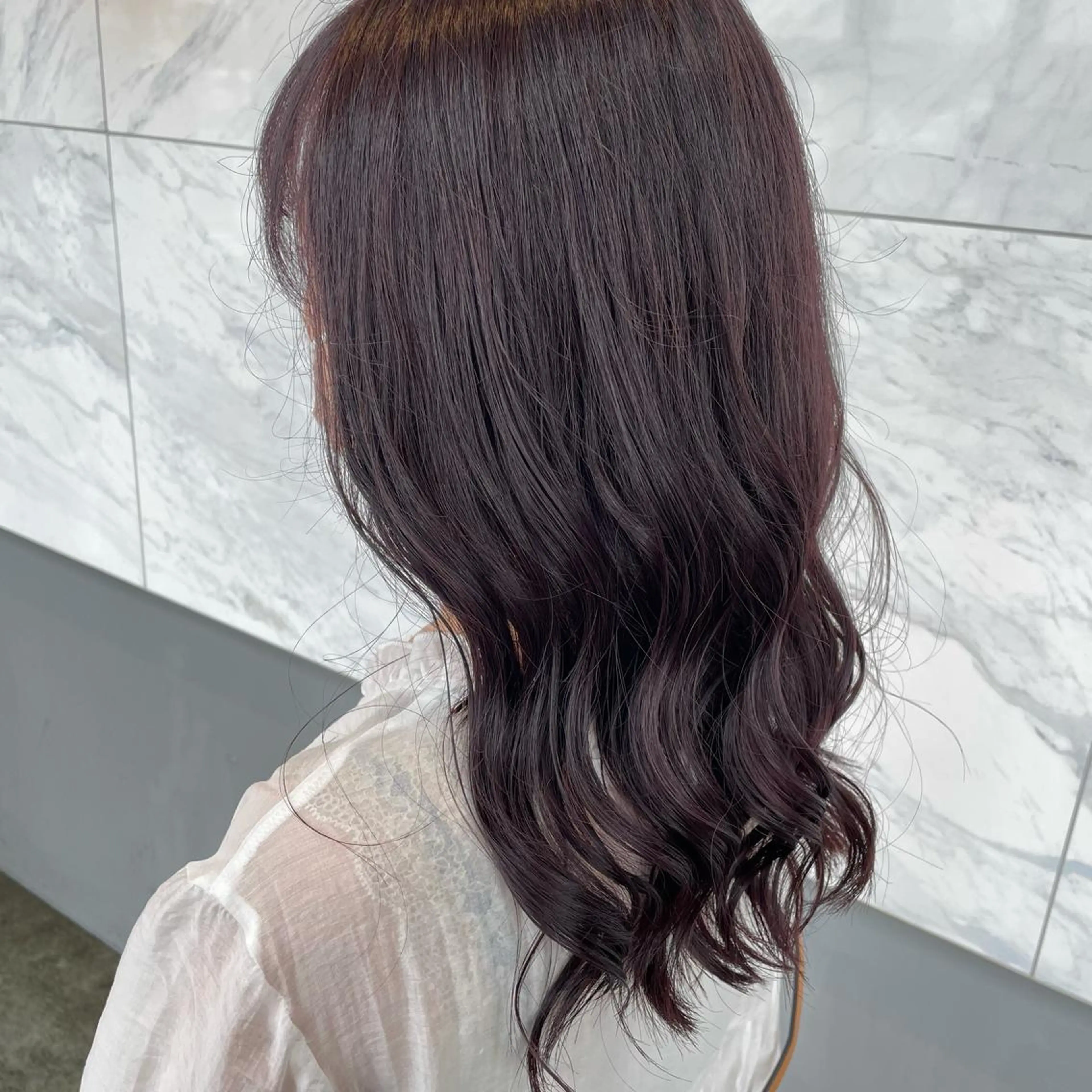 ミディアム カラー ディープラベンダー ラベンダーカラー 茂木 結希のヘアスタイル