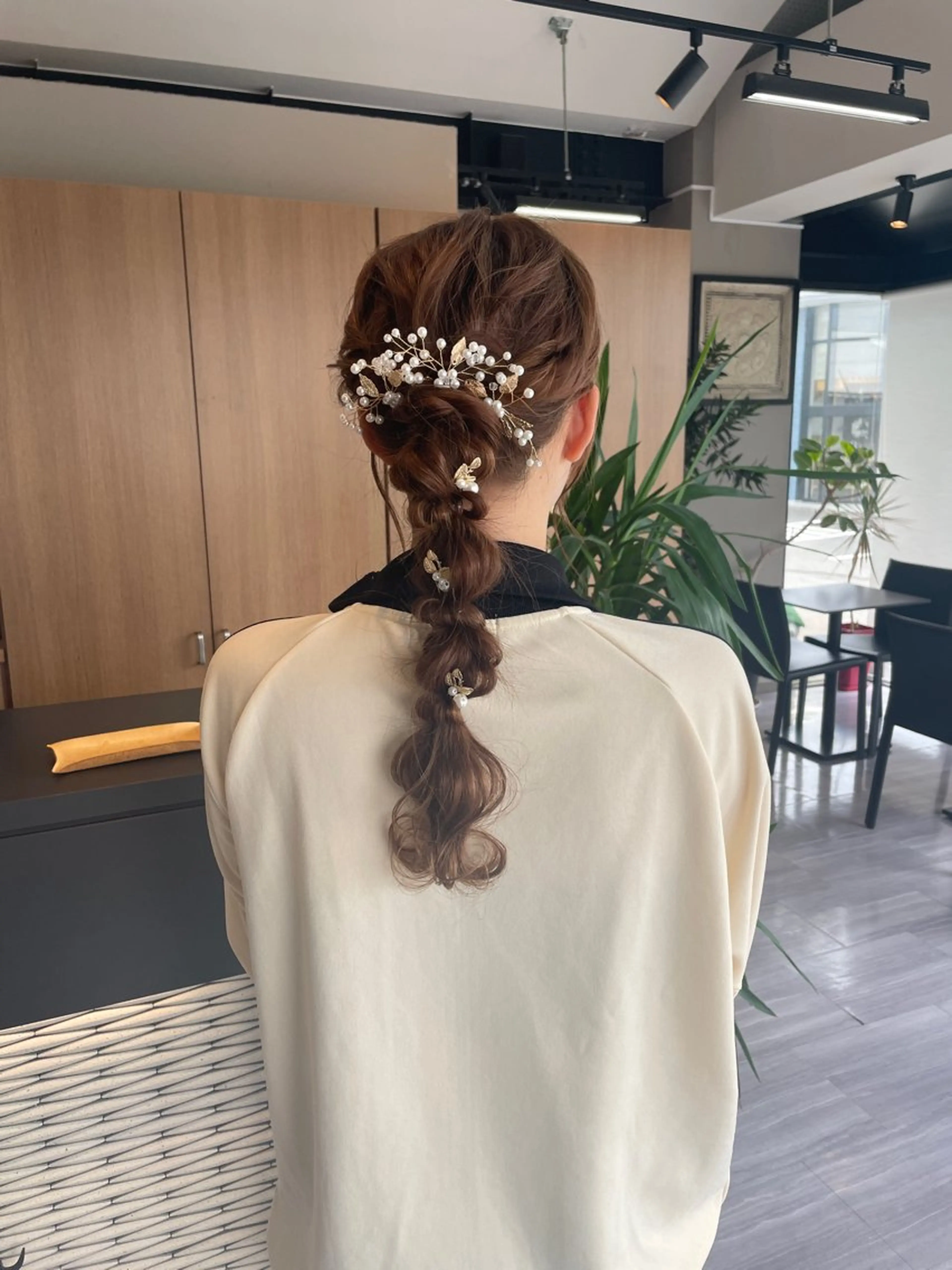 ロング ヘアアレンジ マキノ キョウカのヘアスタイル