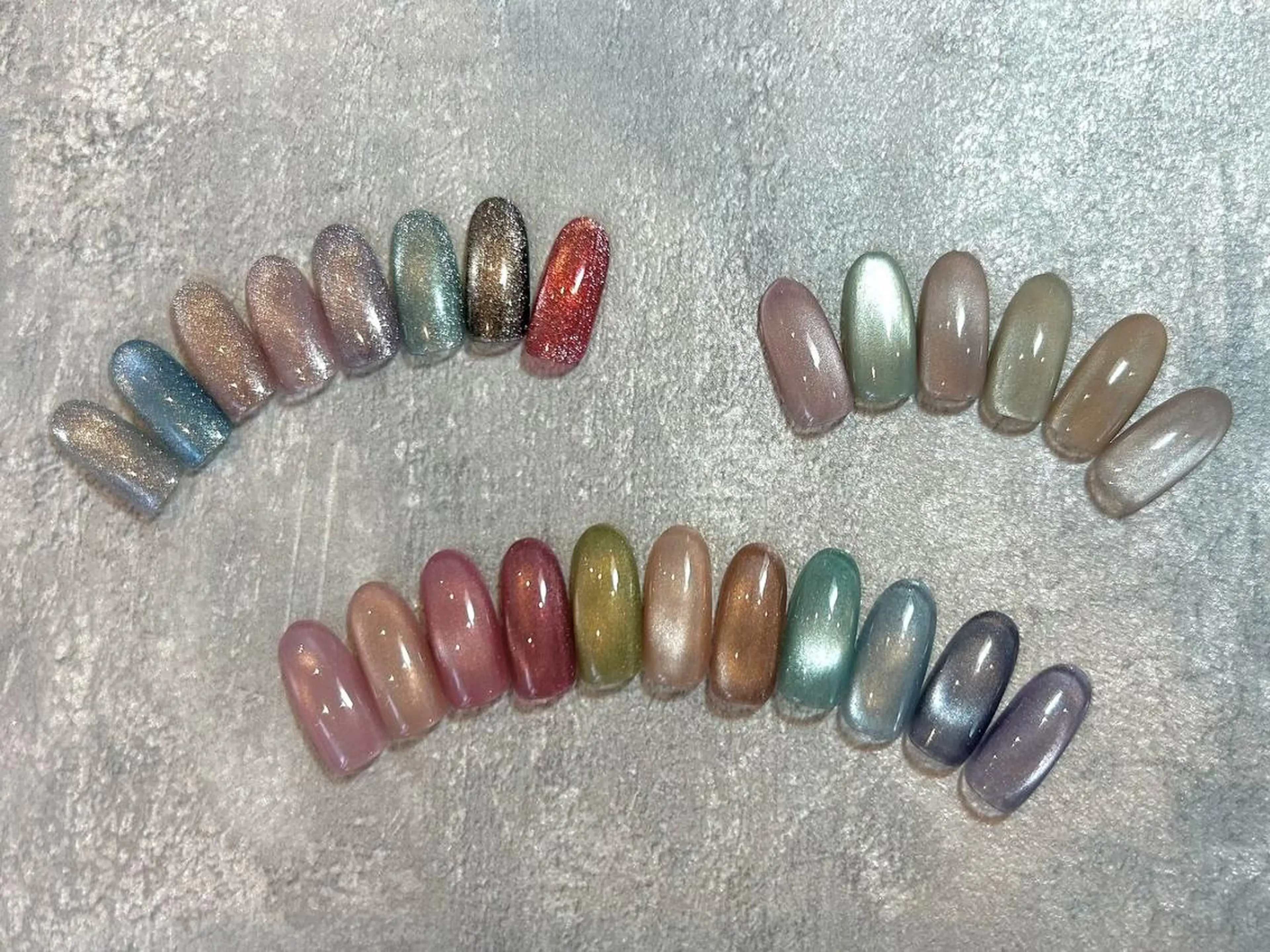 ネイル マグネットネイル シンプルネイル Riana 三橋のネイルデザイン