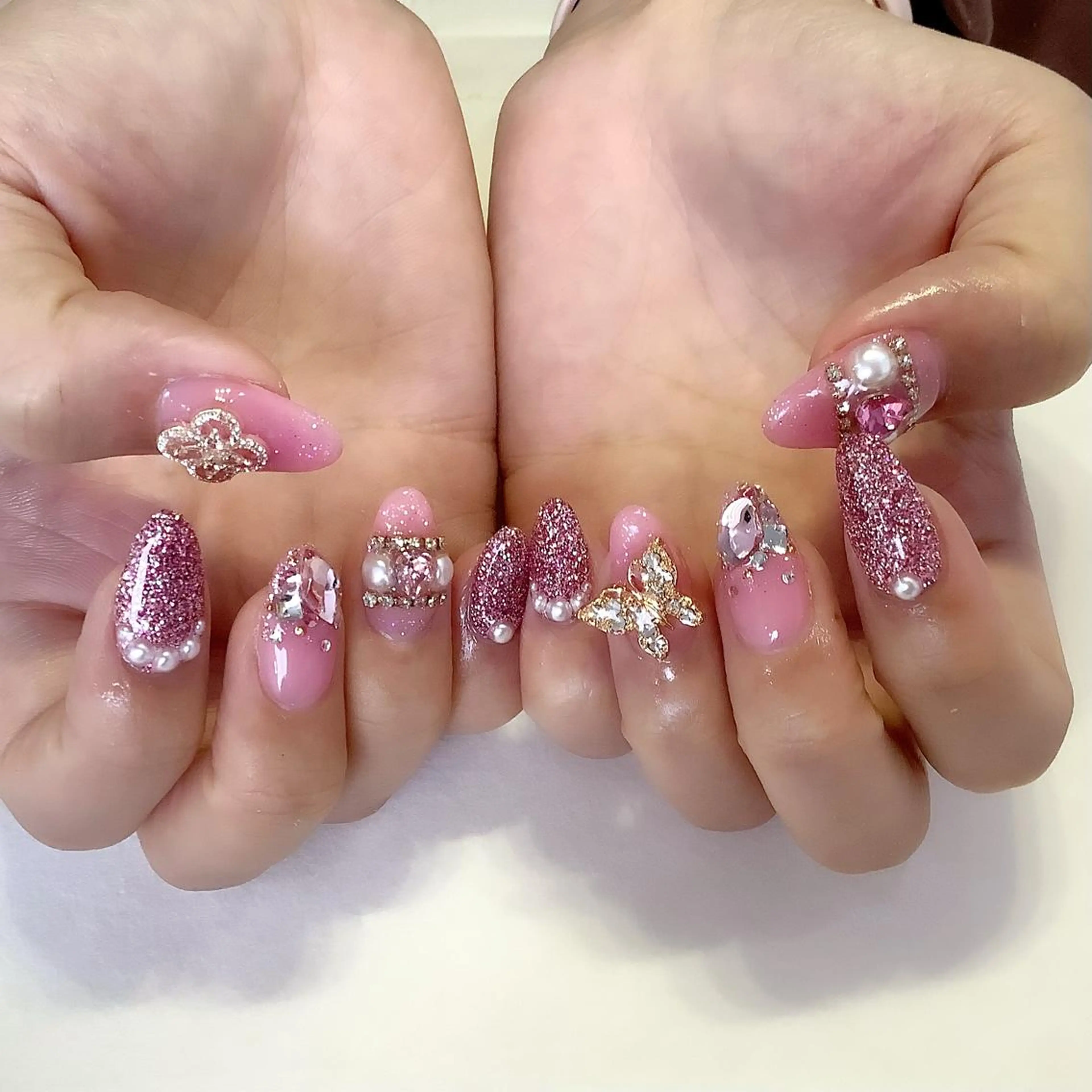 ネイル ハンドネイル 💎🐰 saki. m 🐰💎のネイルデザイン