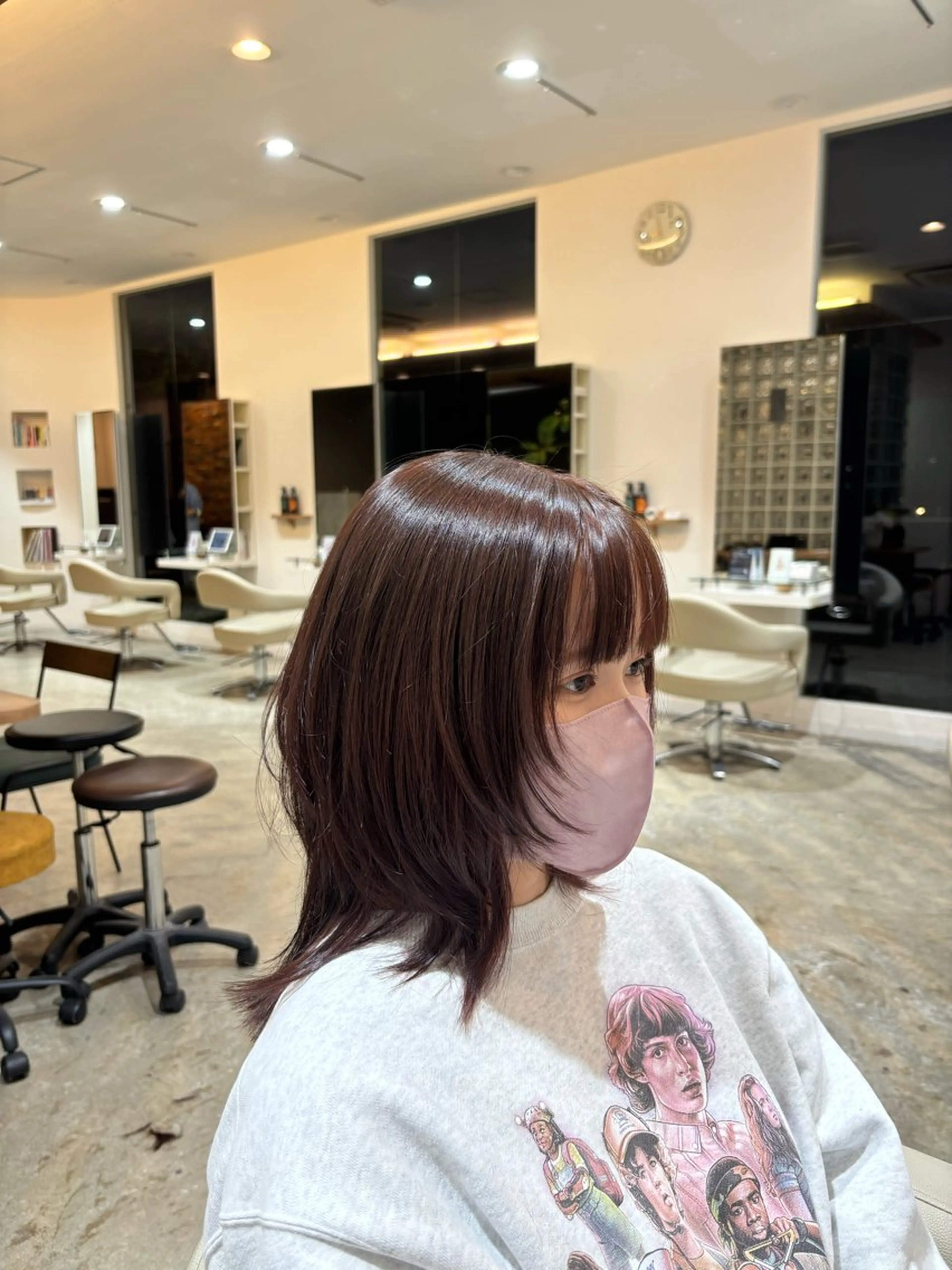 ロング カラー ウルフカット 佐藤 優里のヘアスタイル