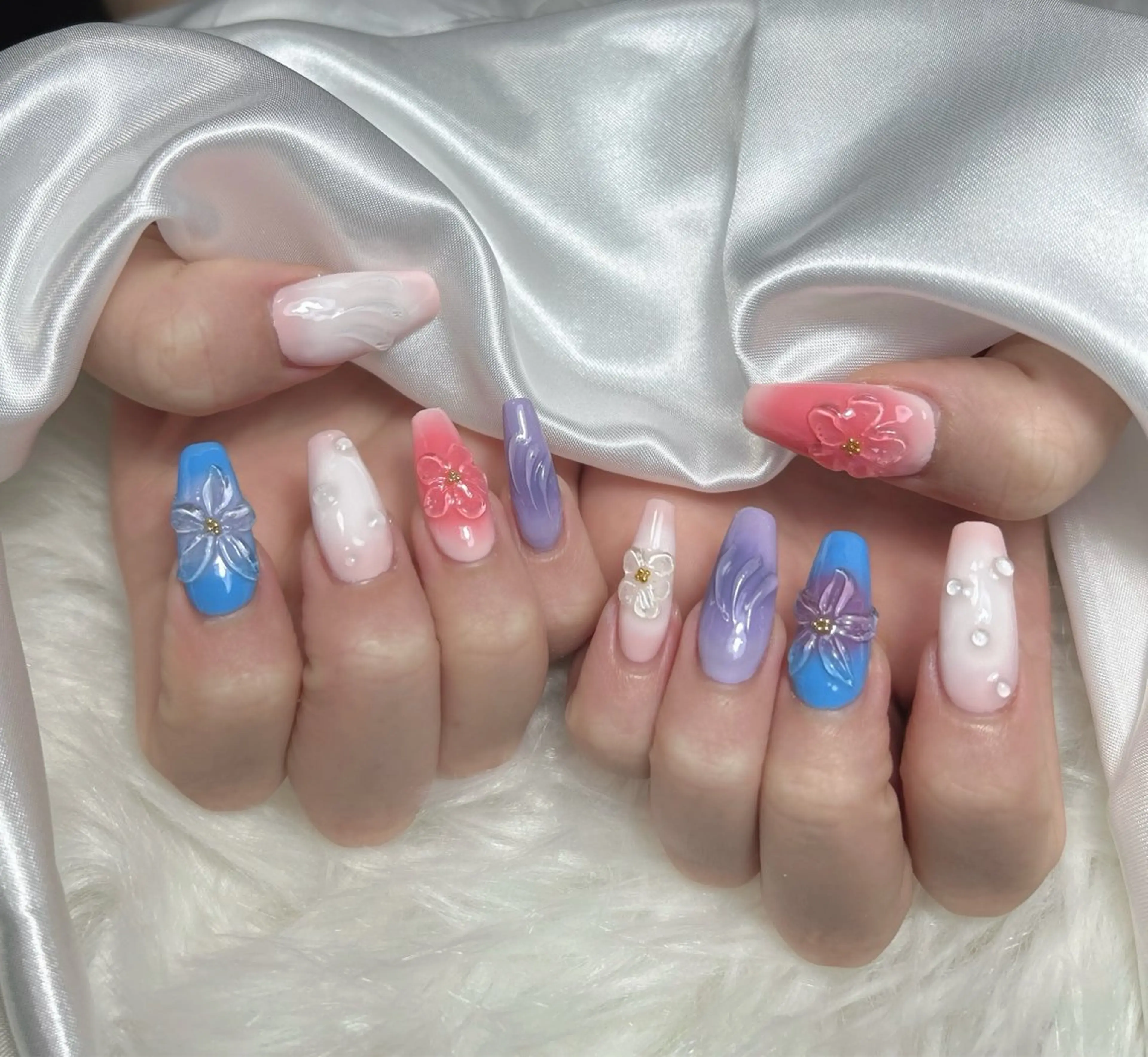 ネイル アートネイル オーロラネイル チークネイル 長さ出し フットネイル Chan nailsのネイルデザイン