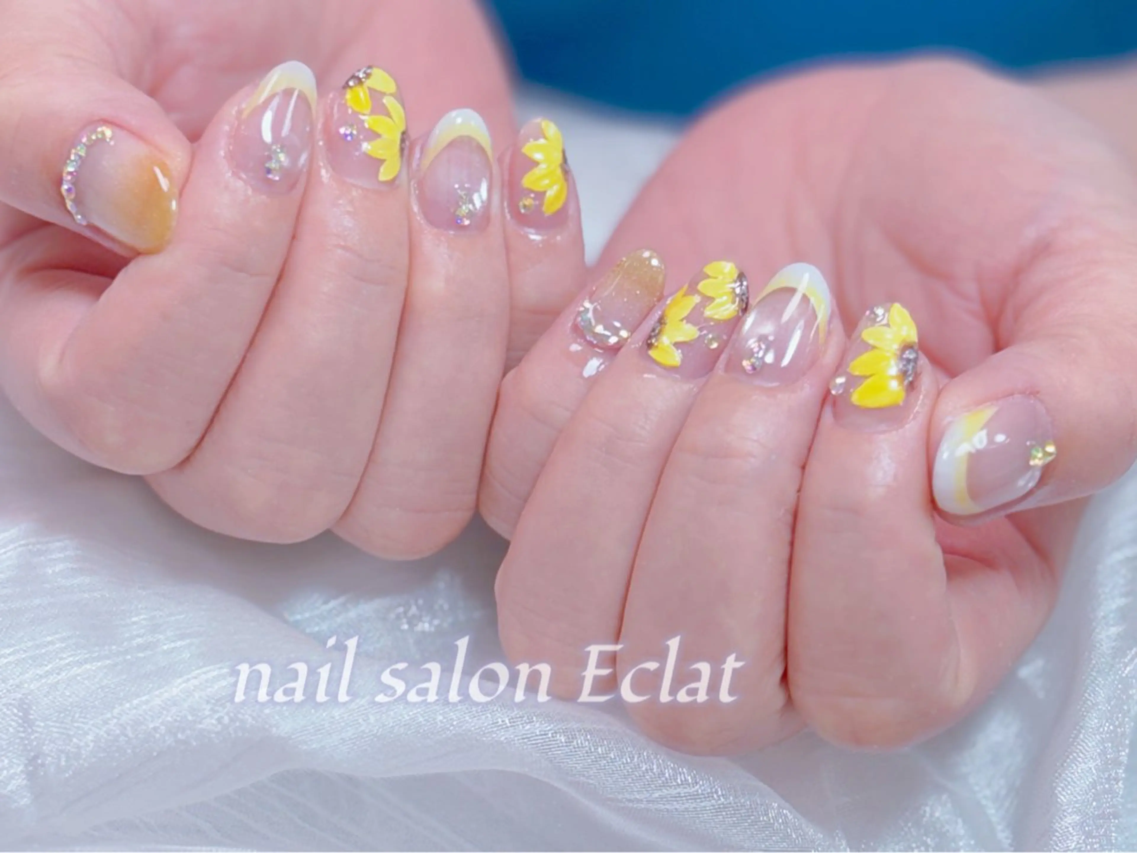 ネイル ネイルサロンエクラ 🫧Shizukaのネイルデザイン
