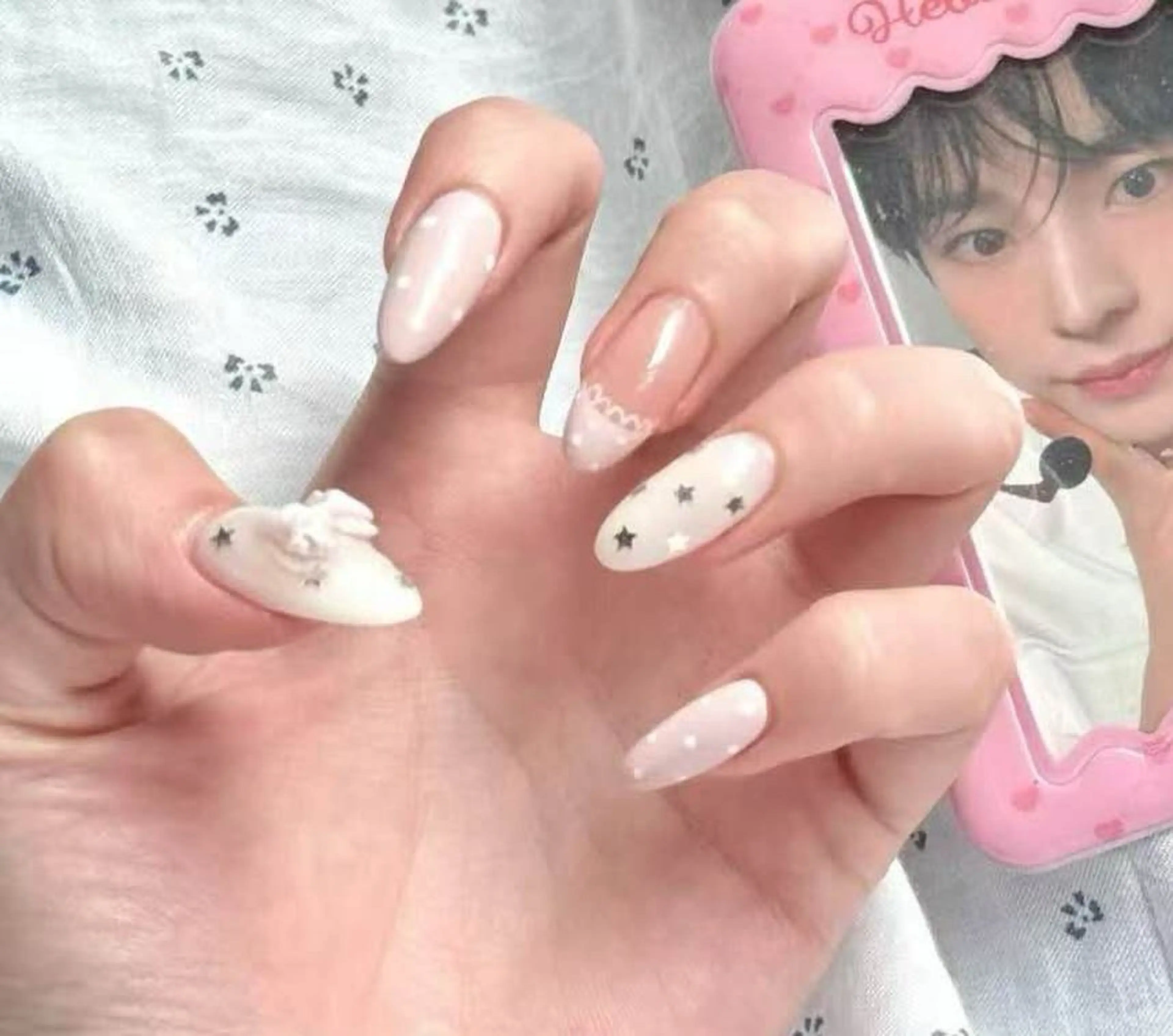 ネイル オーロラネイル フラワーネイル フットネイル フレンチネイル ジェルネイル ハンドネイル BabyYouMi nailのネイルデザイン