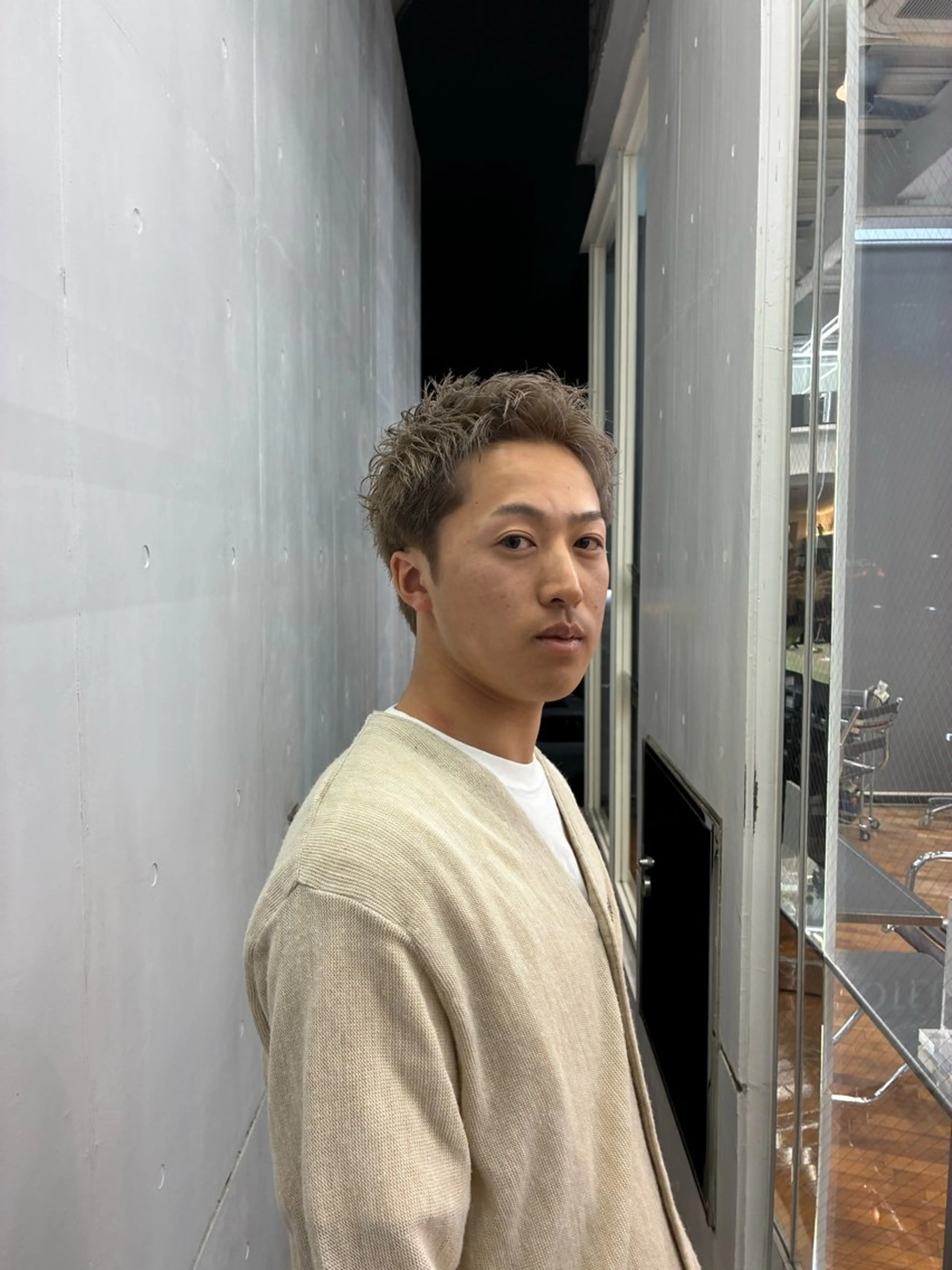 ショート カラー ハイトーンカラー ショートヘア katz升田 大稀のヘアスタイル