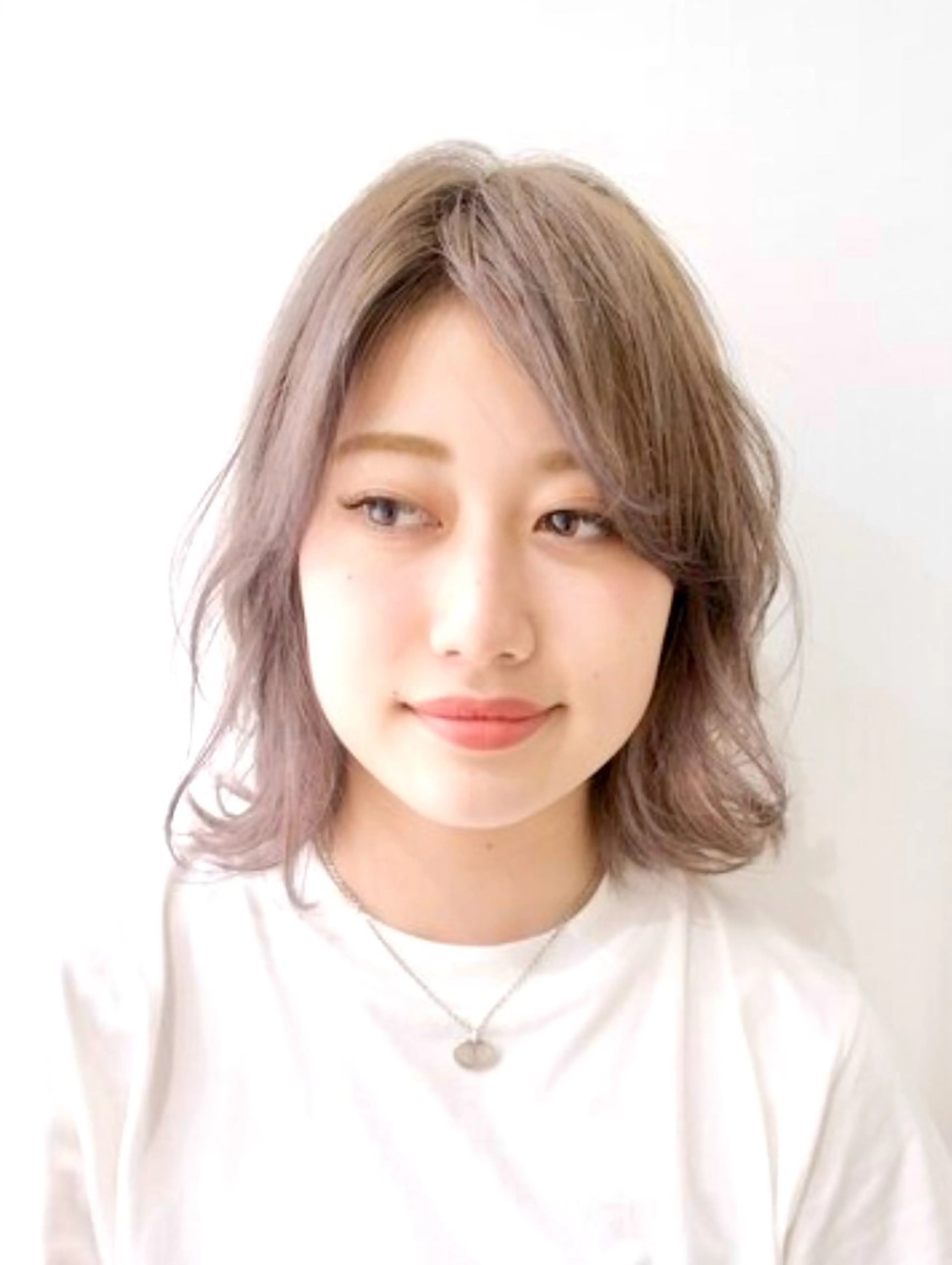 ミディアム カラー HIQU ROOM 💫yuka.のヘアスタイル