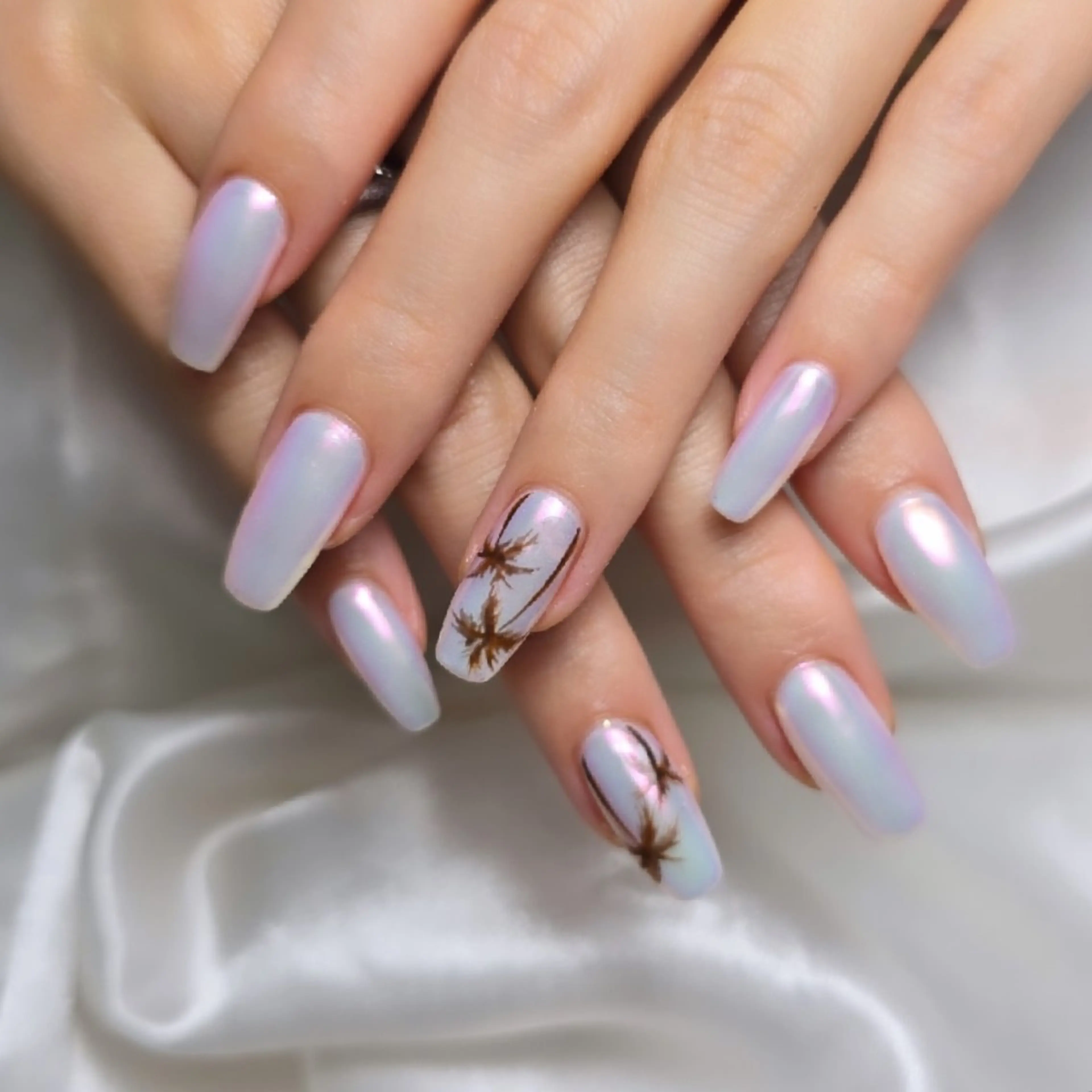 ネイル ビジュード ネイルのネイルデザイン