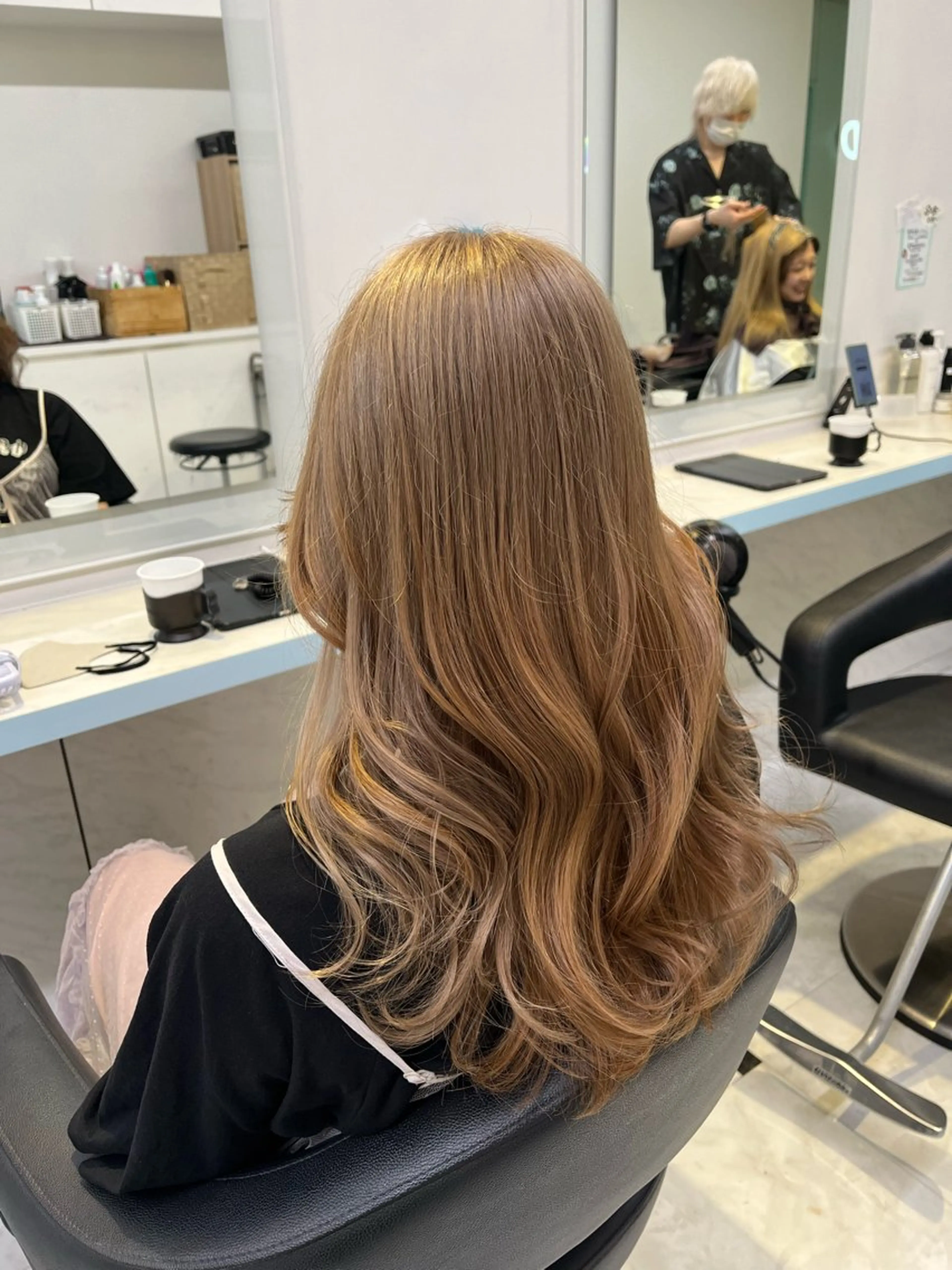 ロング カラー ヘアカラー トリートメント ブリーチカラー 🩵MIZUKIのヘアスタイル