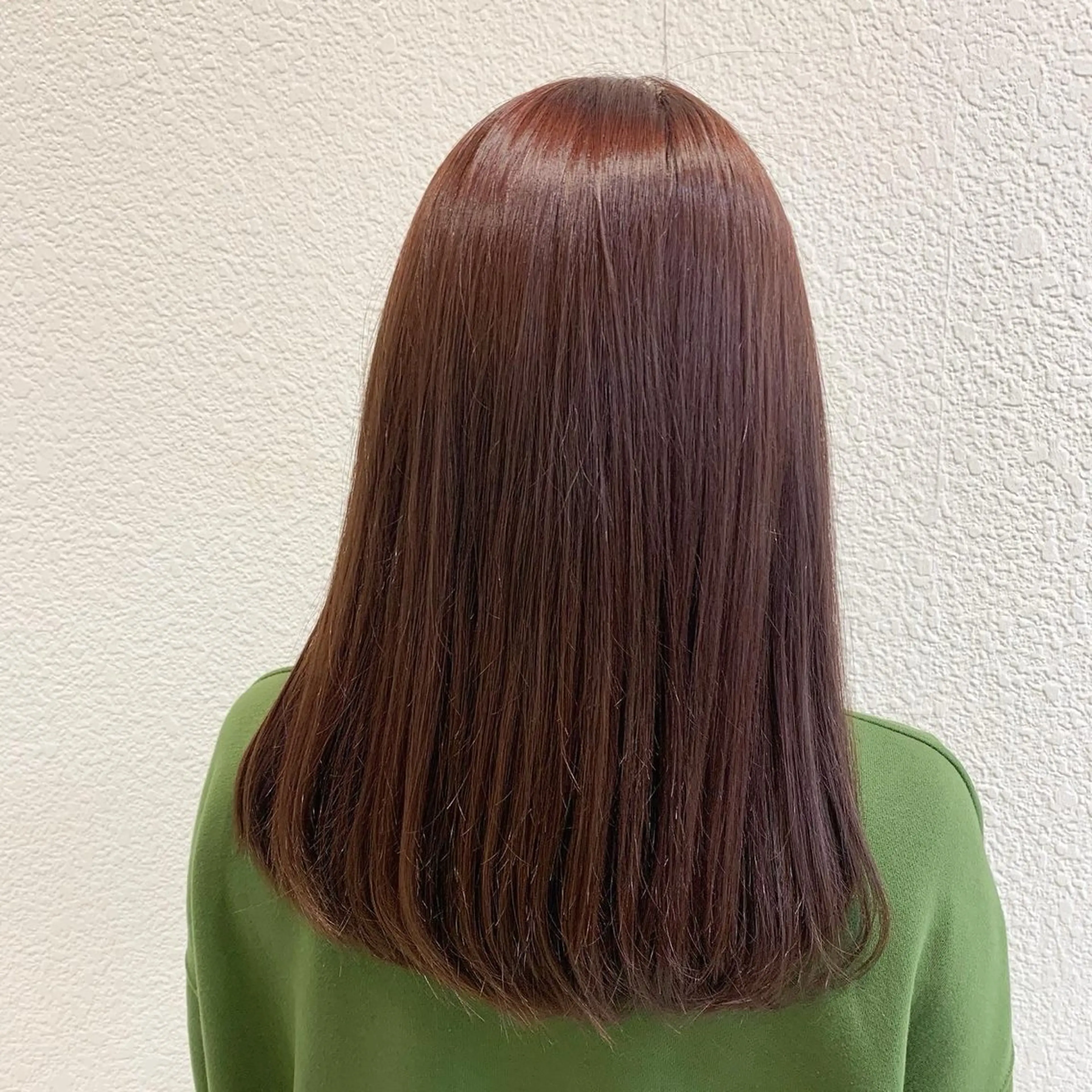 セミロング カラー ヘアアレンジ ブラウンカラー ピンクカラー ピンクブラウン カット トリートメント MINAMl 🌿のヘアスタイル