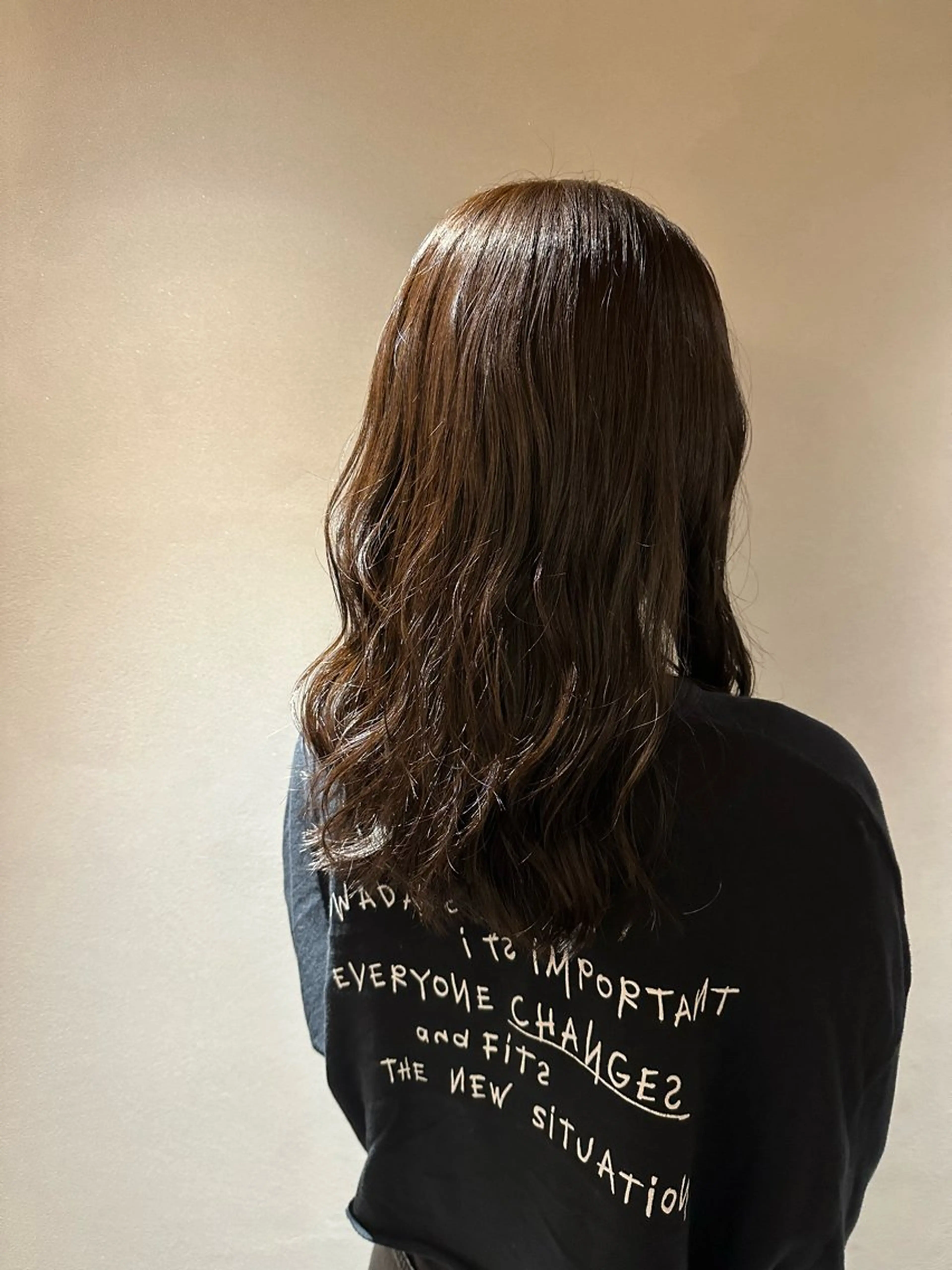 セミロング カラー アッシュ 縮毛矯正 室谷 ゆりあのヘアスタイル