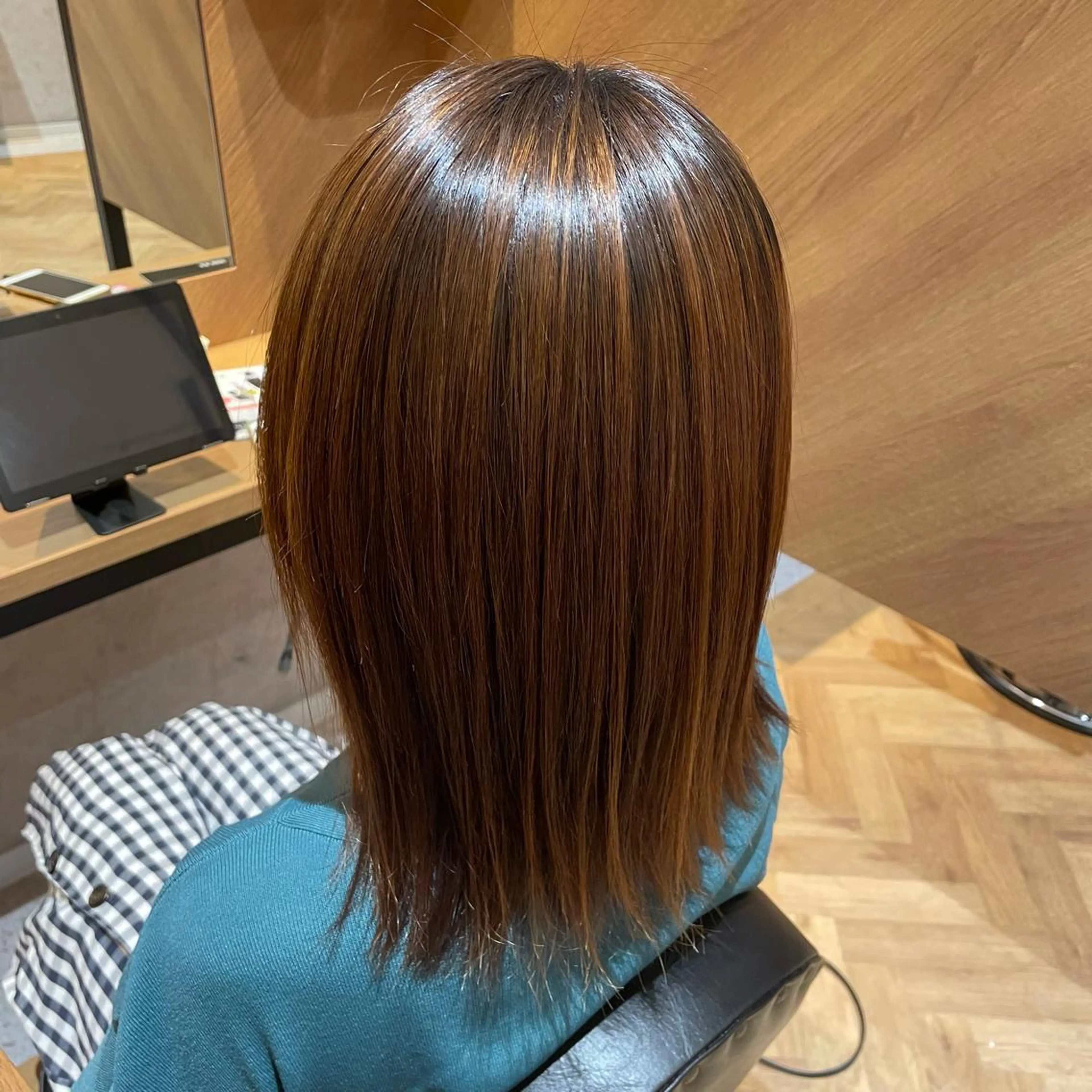 ミディアム porto みなみのヘアスタイル