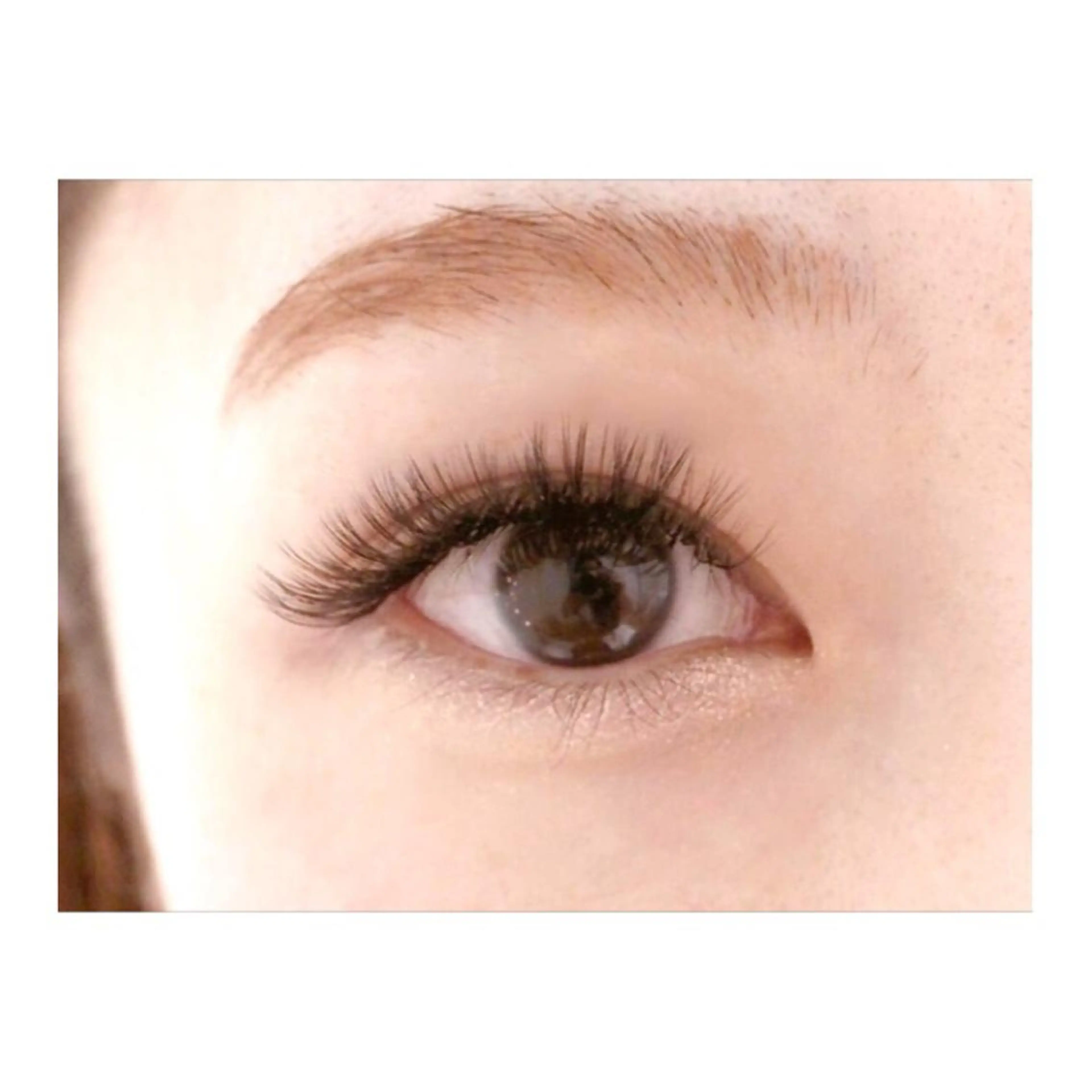 マツエク・マツパ Lacl'e hitomiの眉毛・アイブロウイメージ