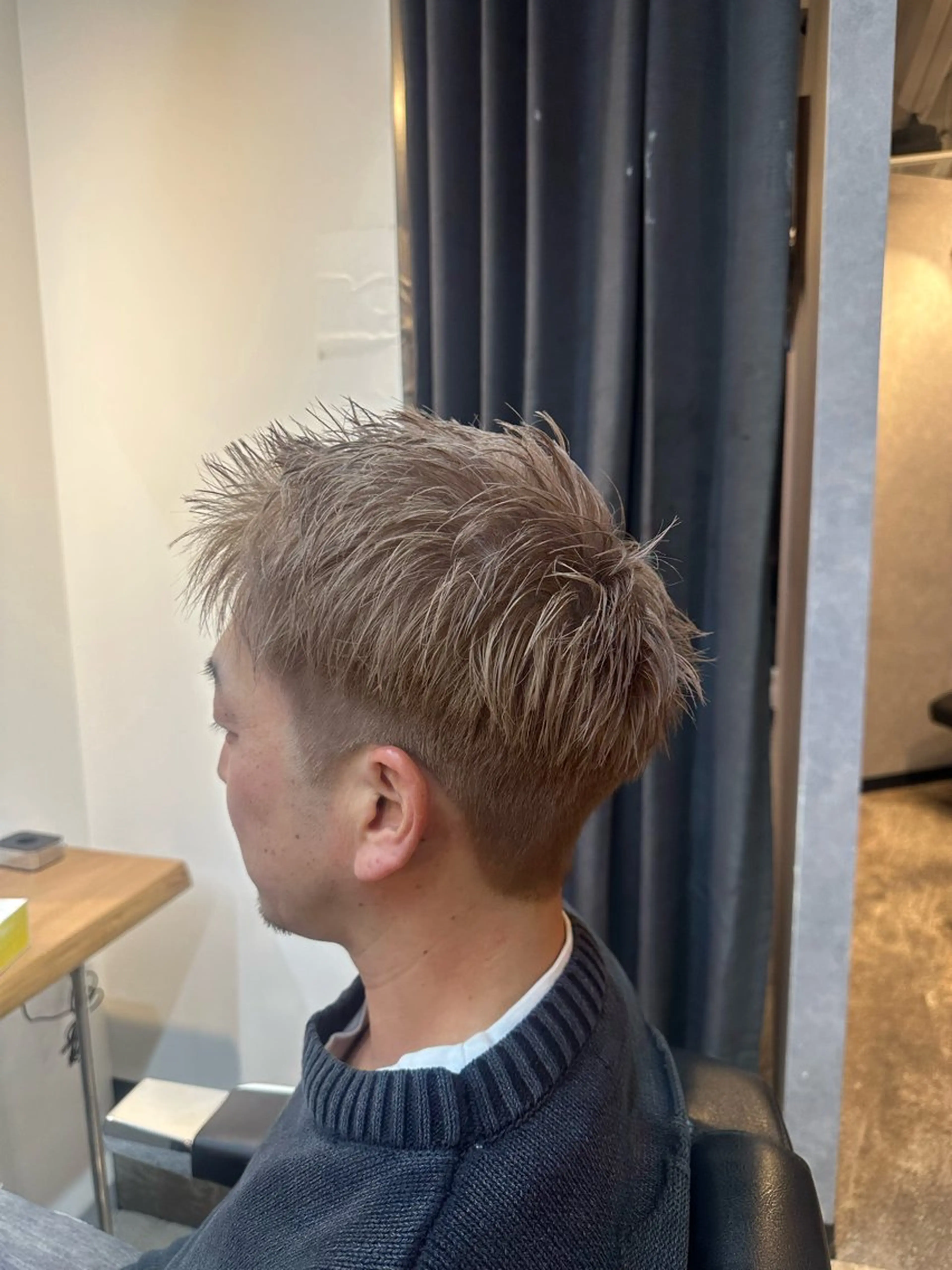 カラー 律喜/パーマ /メンズ/フェードのヘアスタイル