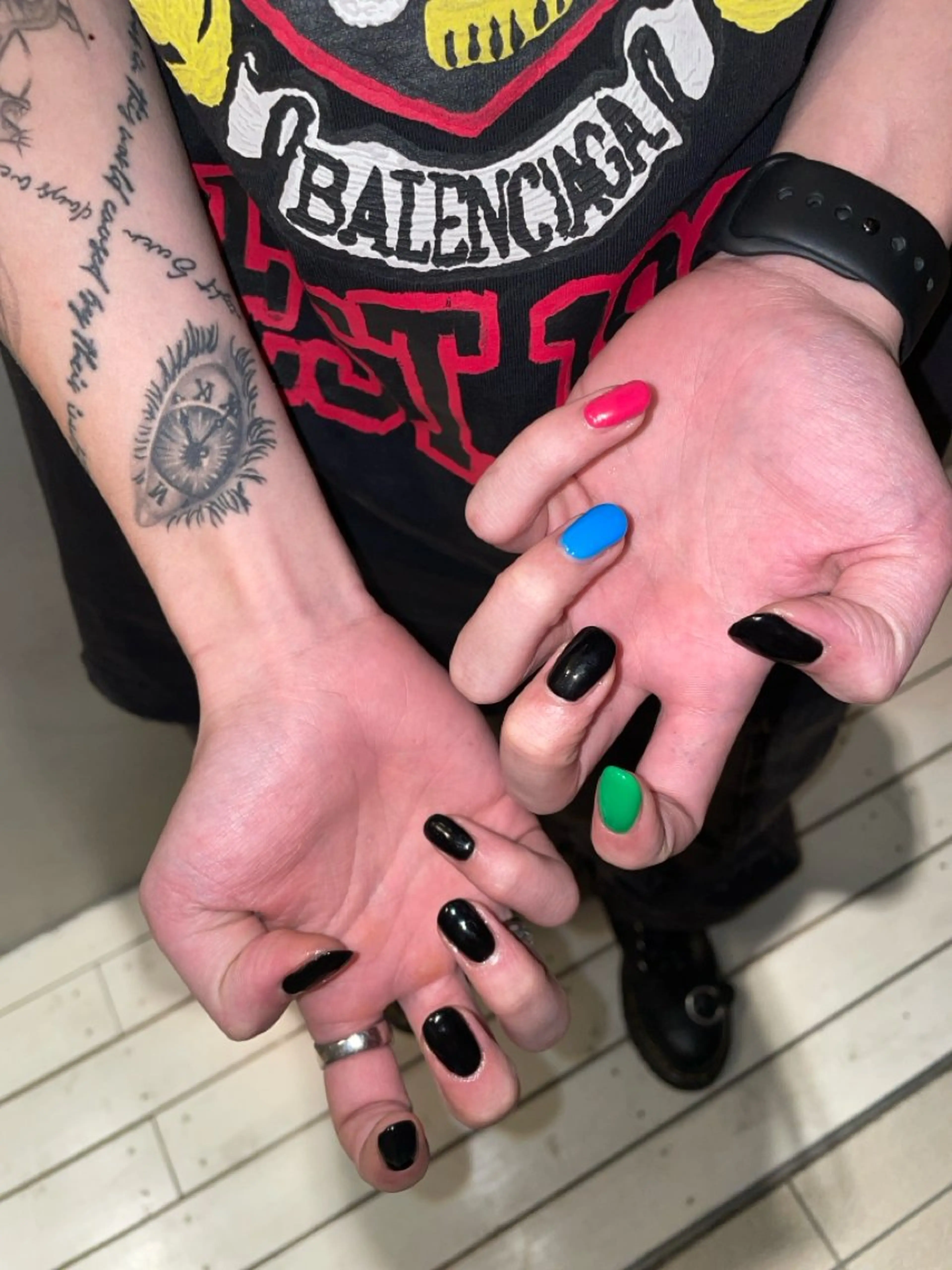 ネイル 渋谷ネイル🎀 y2k/海外ネイルのネイルデザイン