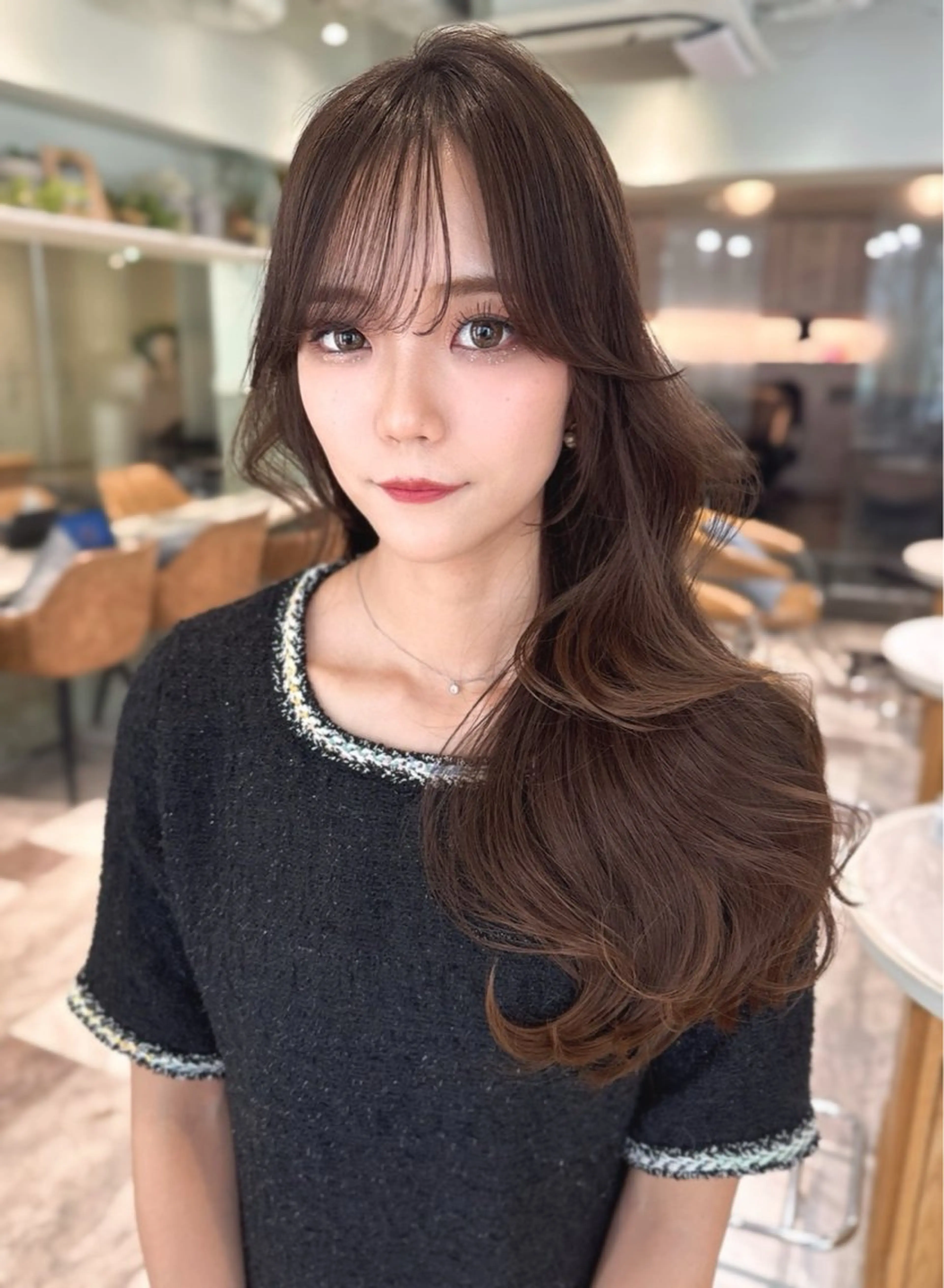ミディアム カラー カット ヘアカラー トリートメント 木屋元一/透明感 /前髪/ショートボブのヘアスタイル