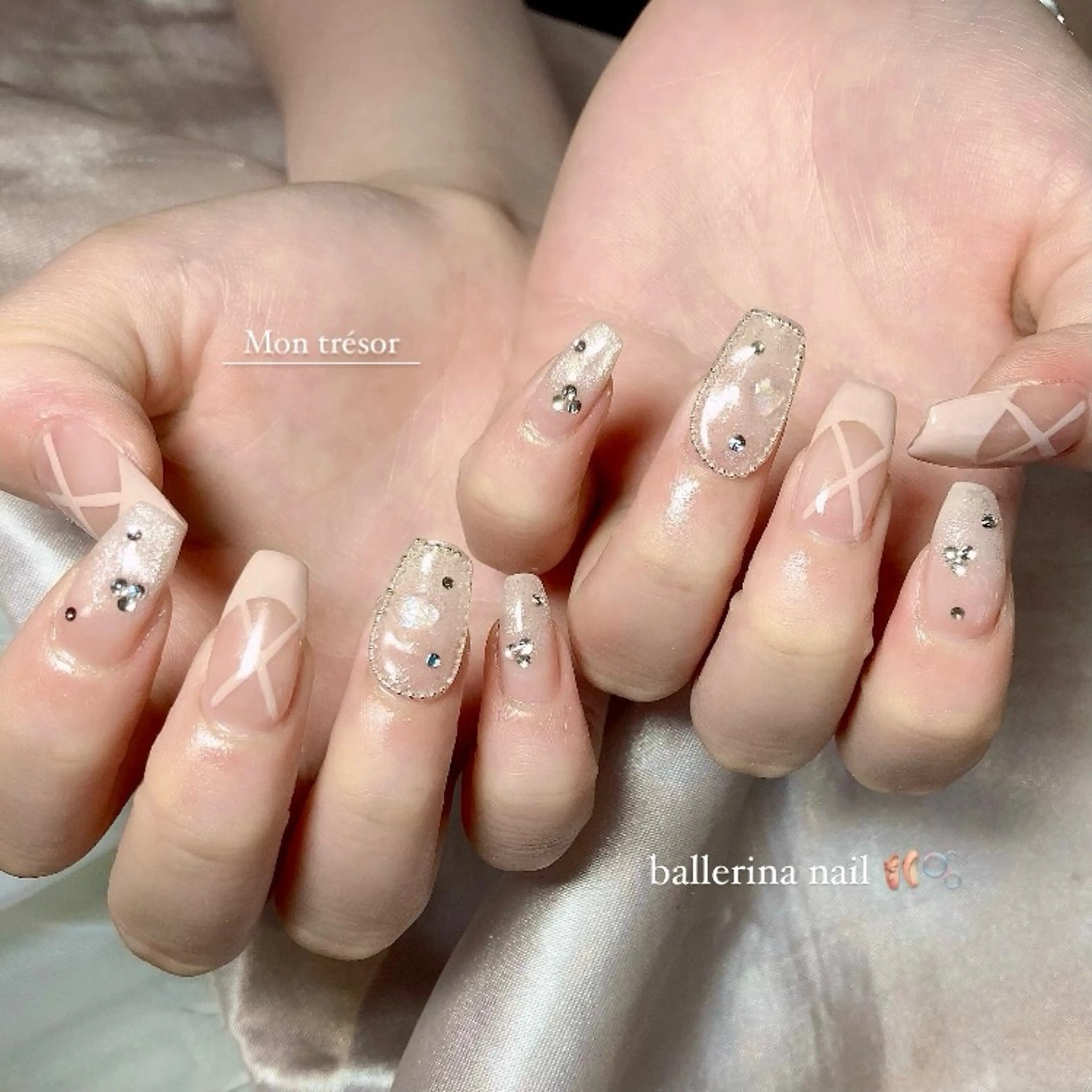 ネイル ハンドネイル Montrésor 名古屋ネイルサロンのネイルデザイン