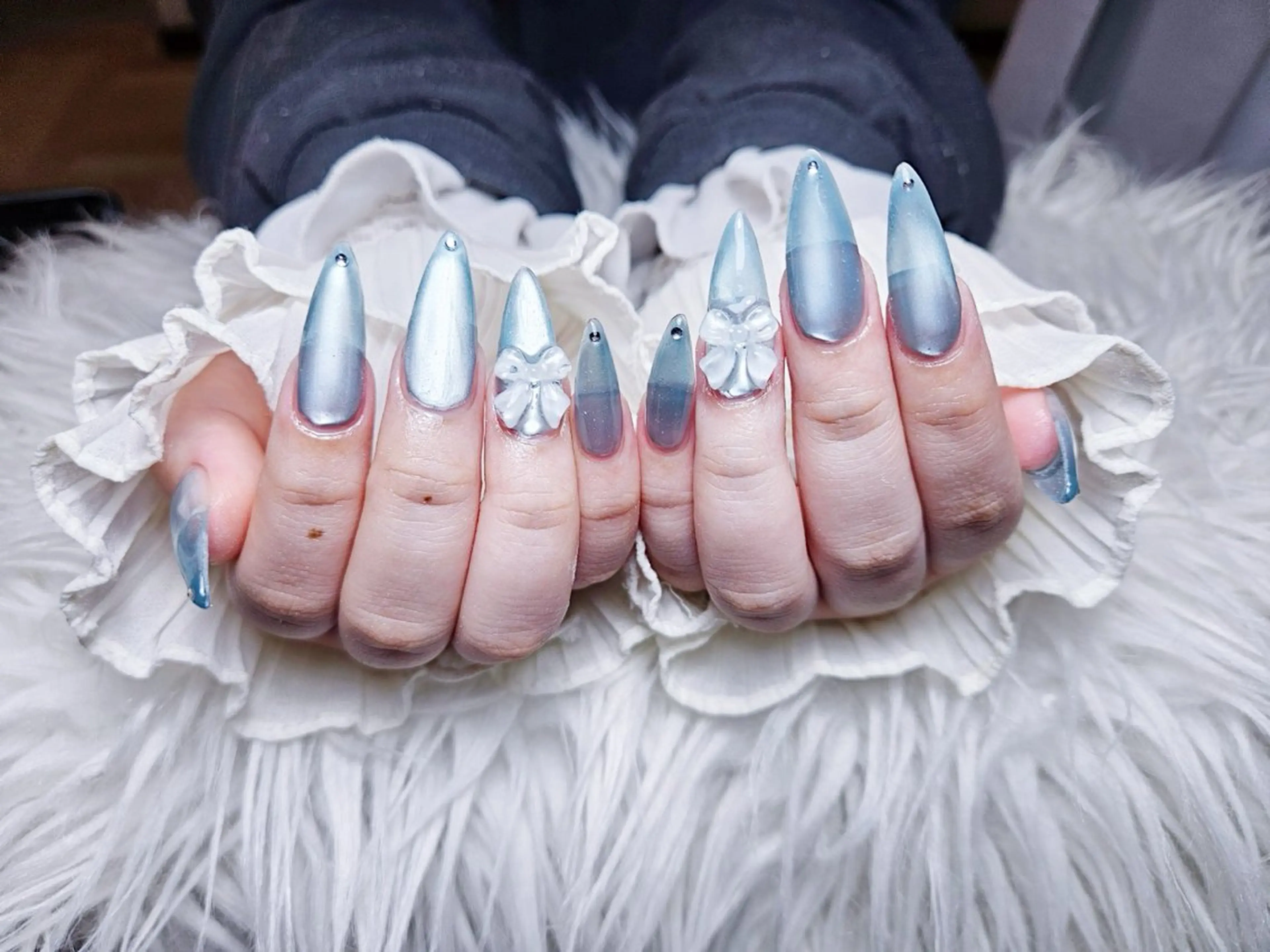 ネイル ハンドネイル 🍭Yun nail hyejin🌸のネイルデザイン