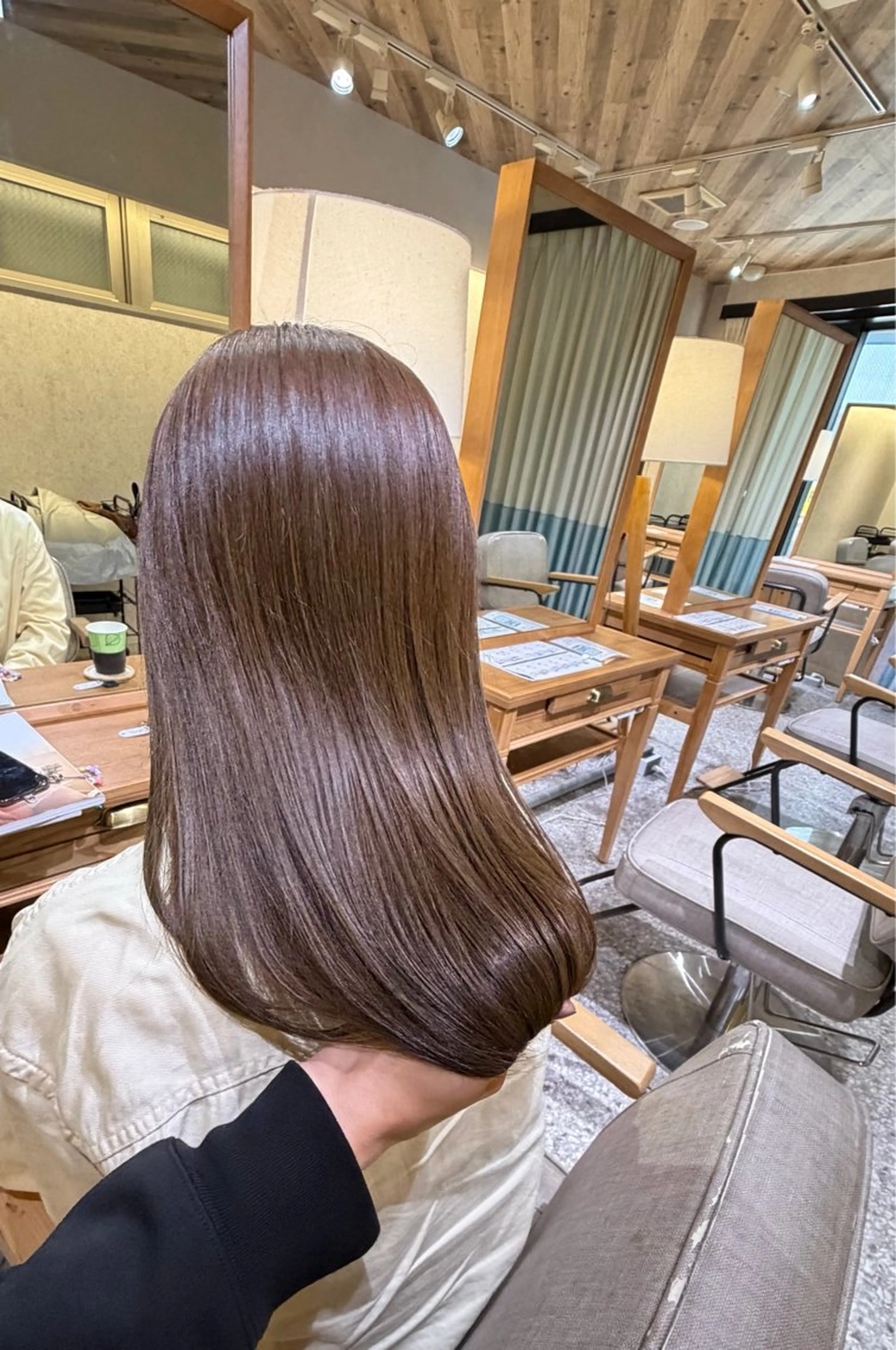 ロング カラー 吉良祐樹 レイヤー/艶カラーのヘアスタイル