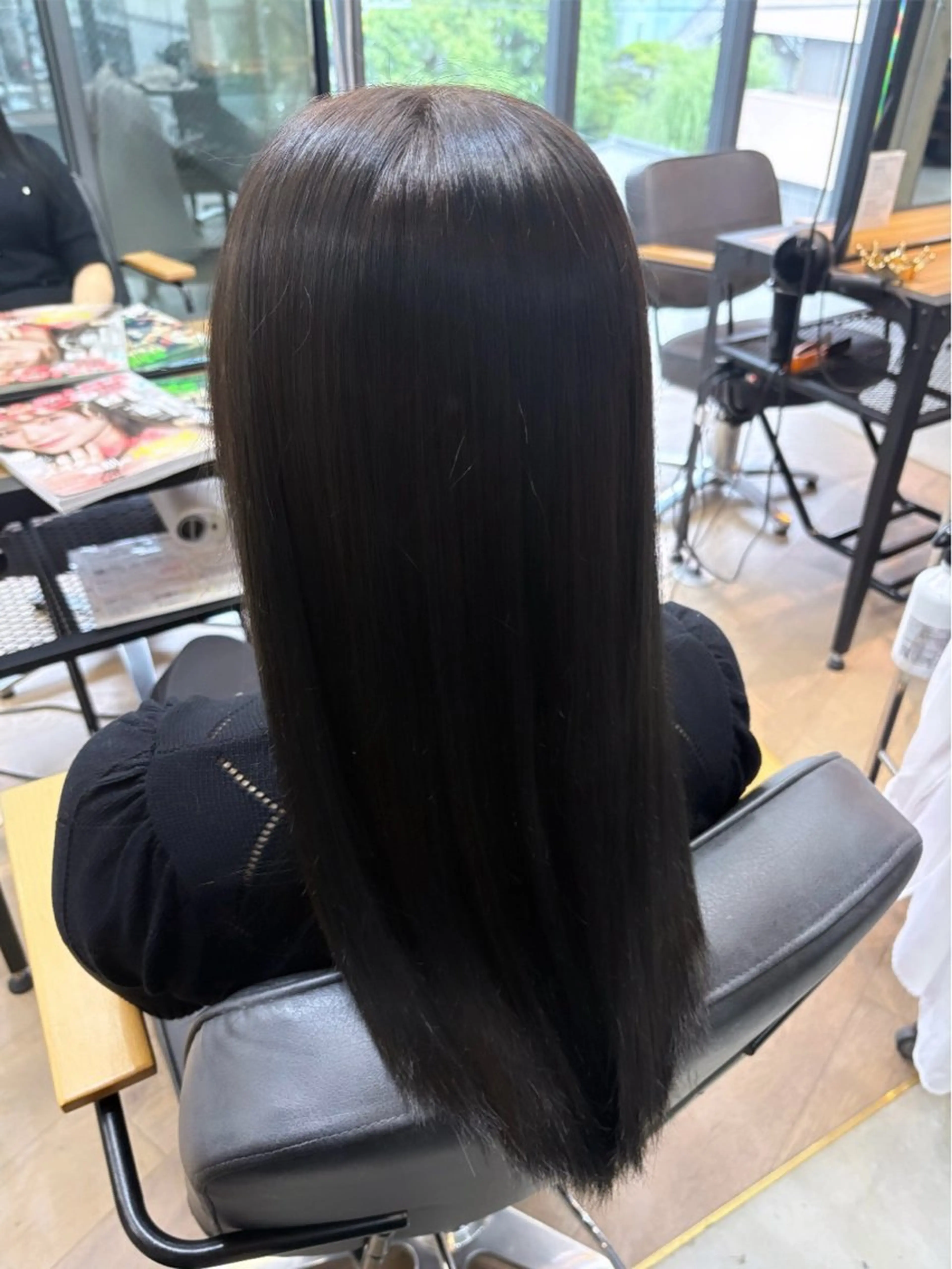 カラー ヘアカラー 🩶𝐤𝐢𝐧𝐚 🩶のヘアスタイル