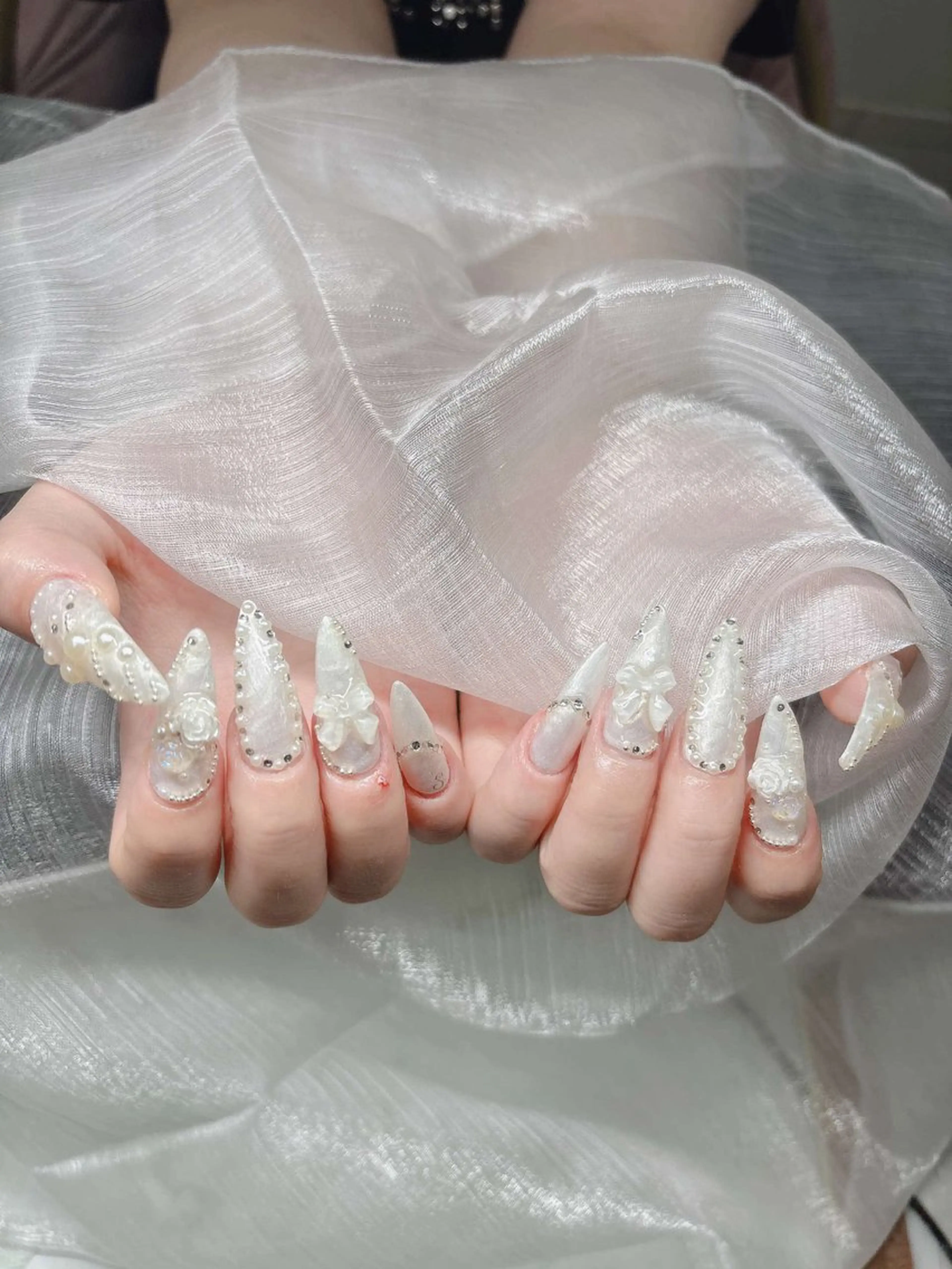 ネイル ハンドネイル Lee Nailsのネイルデザイン