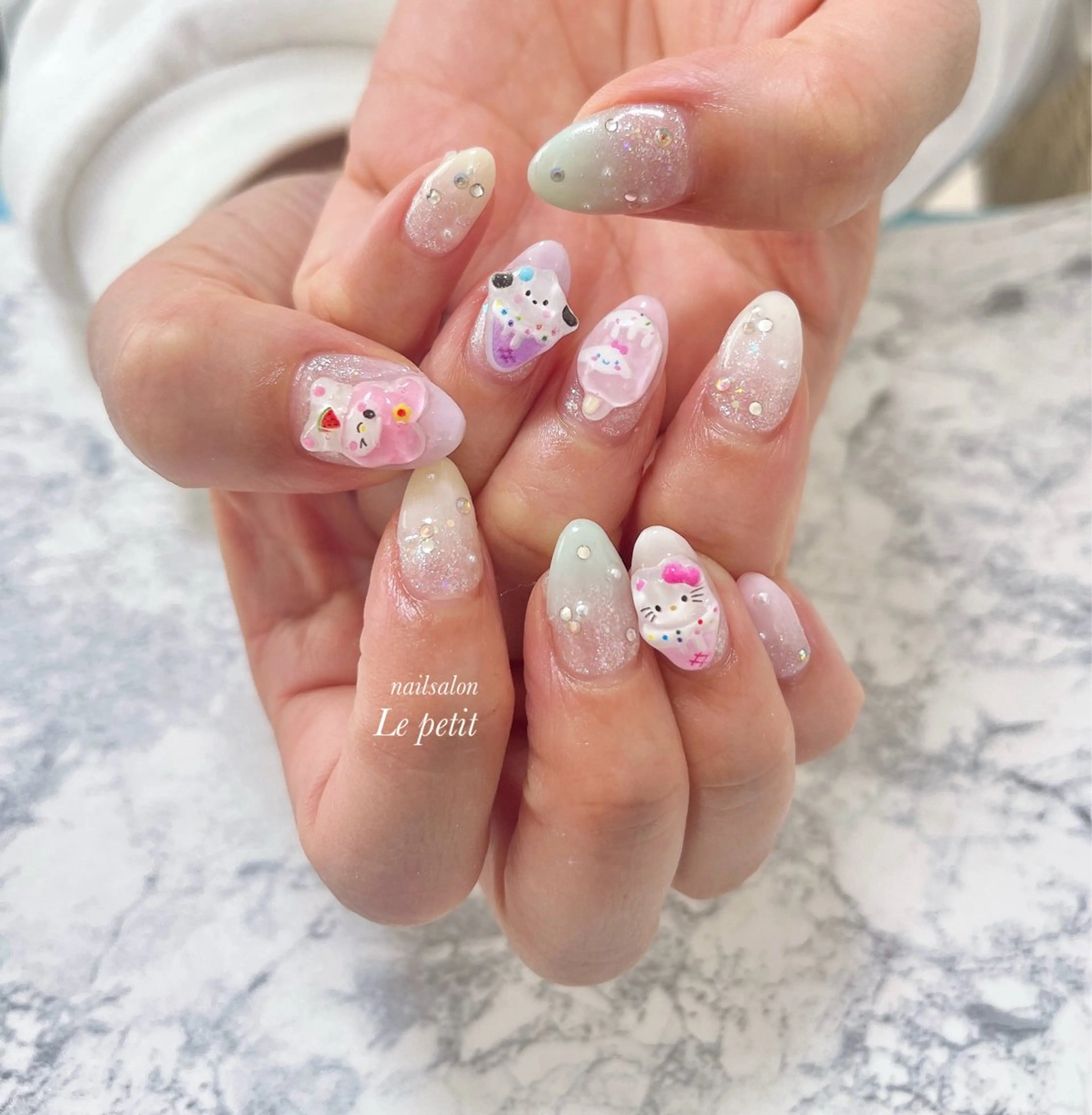 ネイル 石野 広佳のネイルデザイン