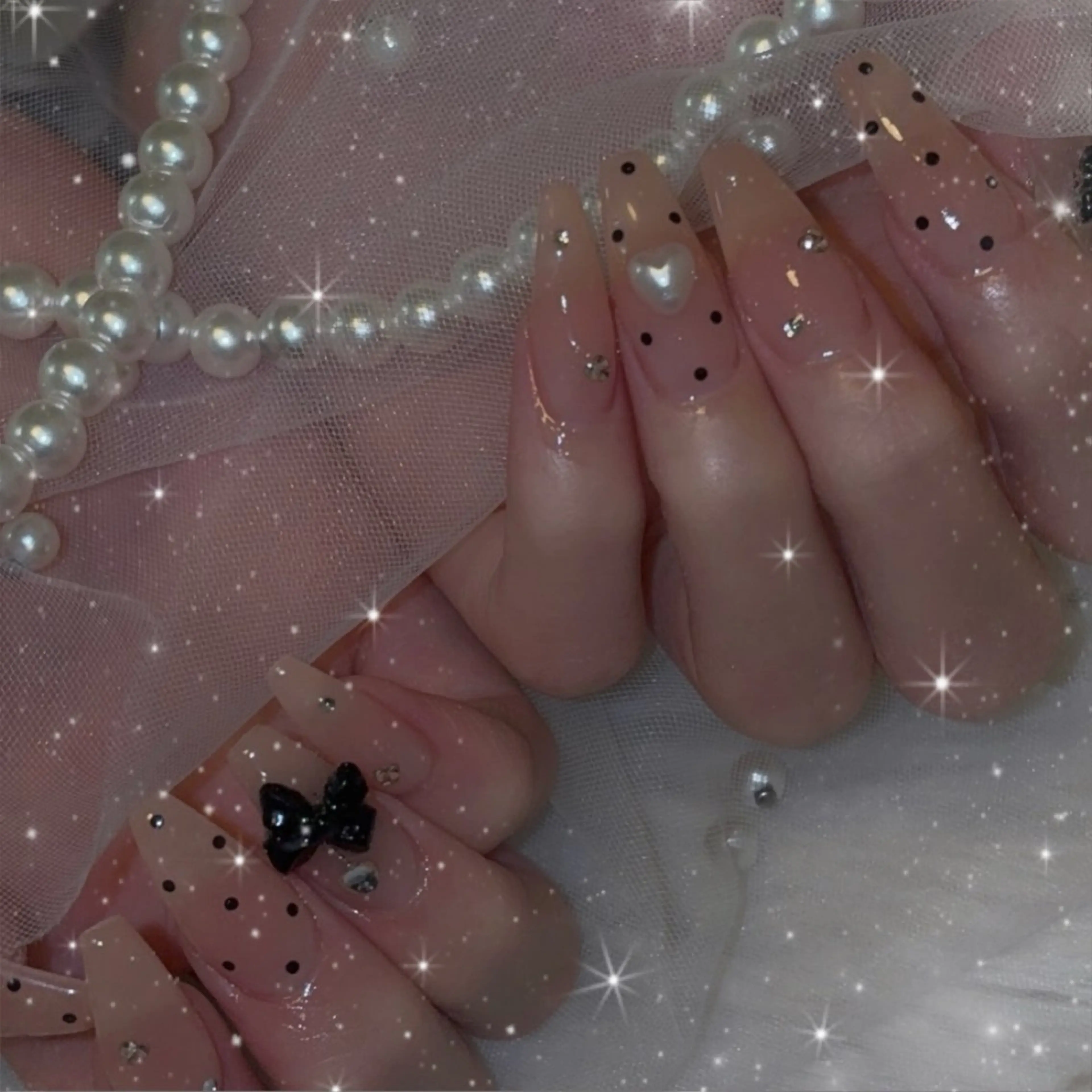 ネイル LUANA所属・LUANA ジュリのネイルデザイン