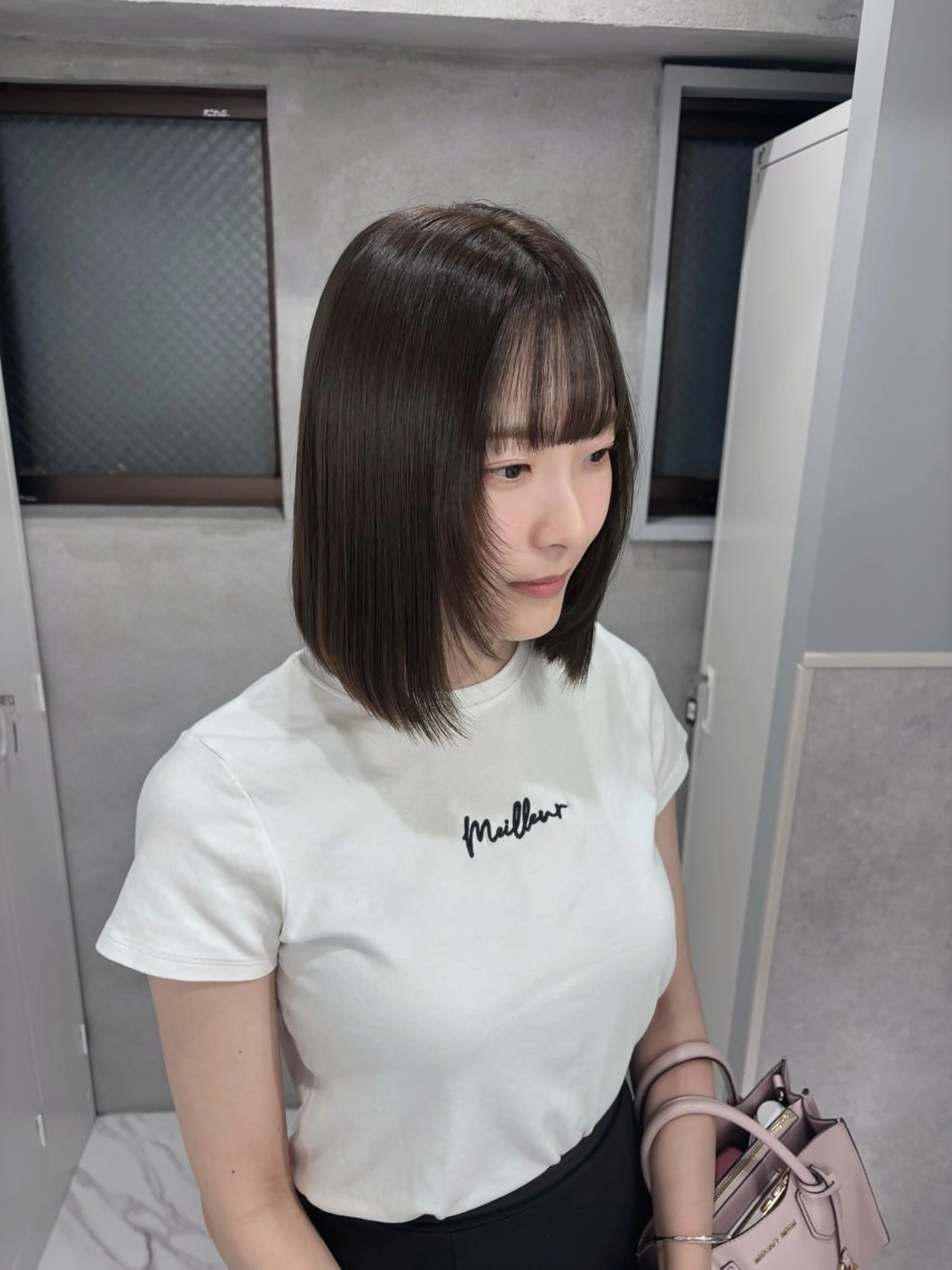 ミディアム カラー 顔まわりレイヤー レイヤーカット 心愛/天神/レイヤー /透明感カラー/艶髪のヘアスタイル