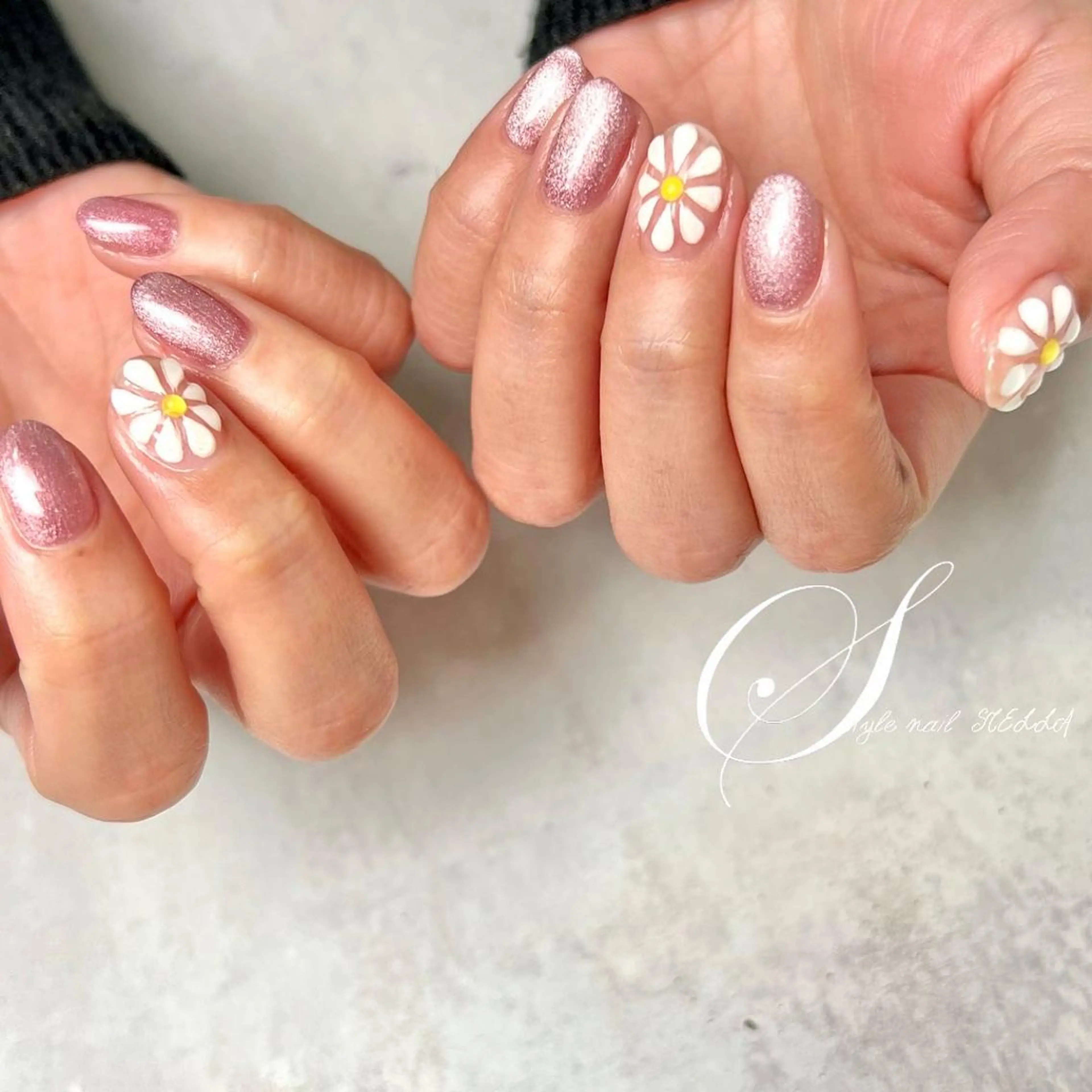 ネイル フラワーネイル ジェルネイル 韓国ネイル マグネットネイル 持ち込み ハンドネイル ステラ marikominoのネイルデザイン