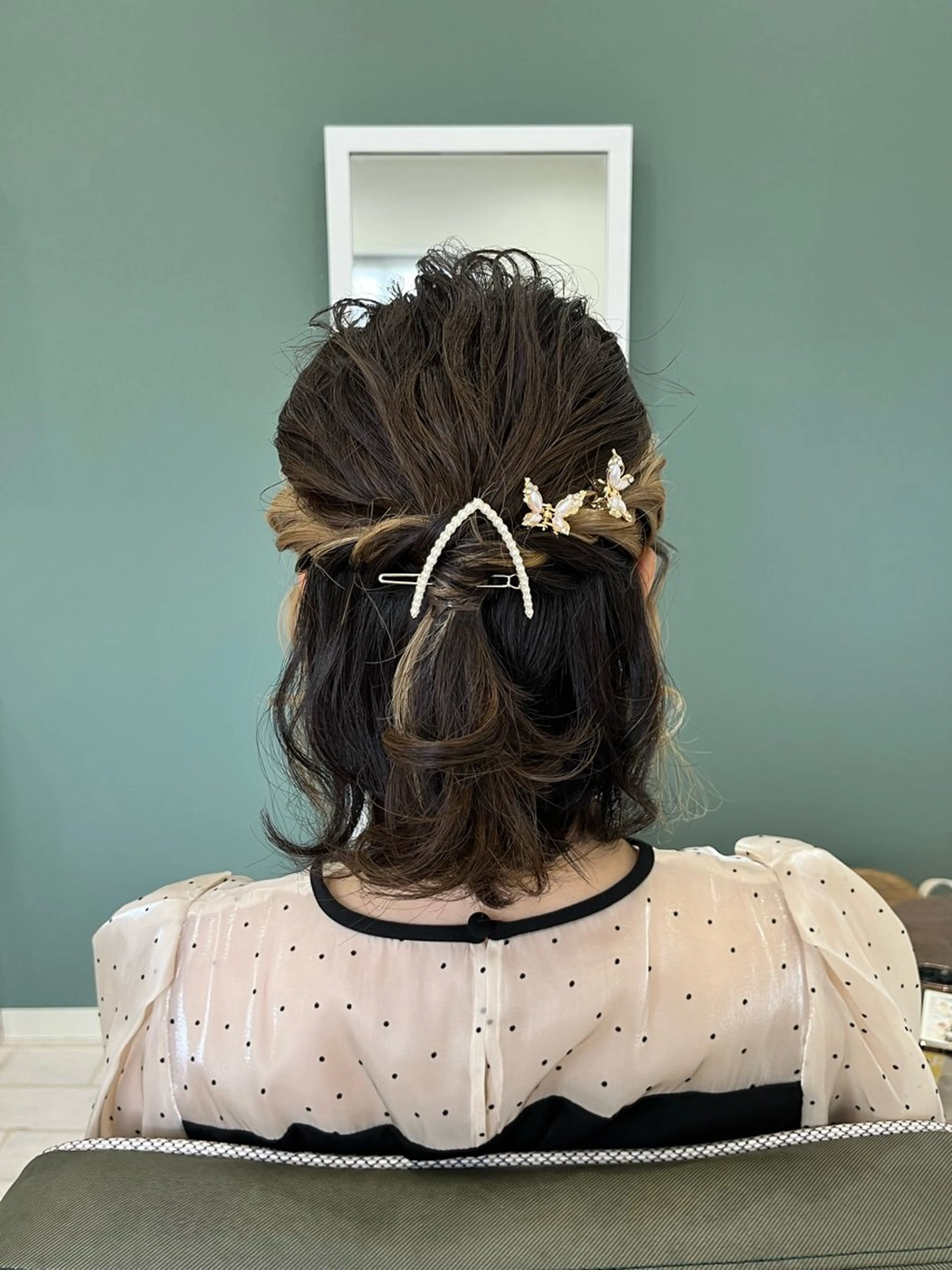 ミディアム ヘアアレンジ M.arc 【マーキ】のヘアスタイル