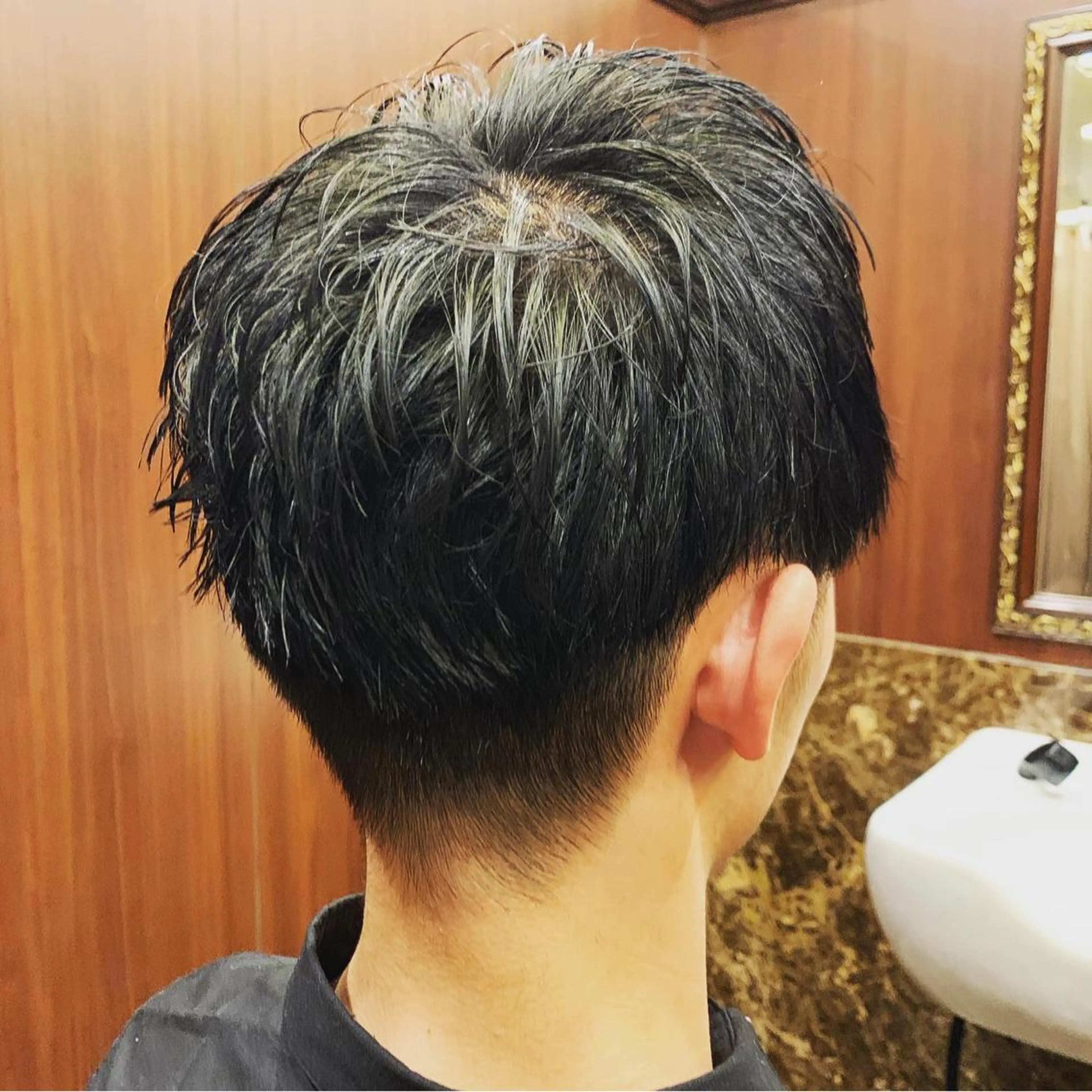 ショート カラー メンズ ひらお あおとのヘアスタイル